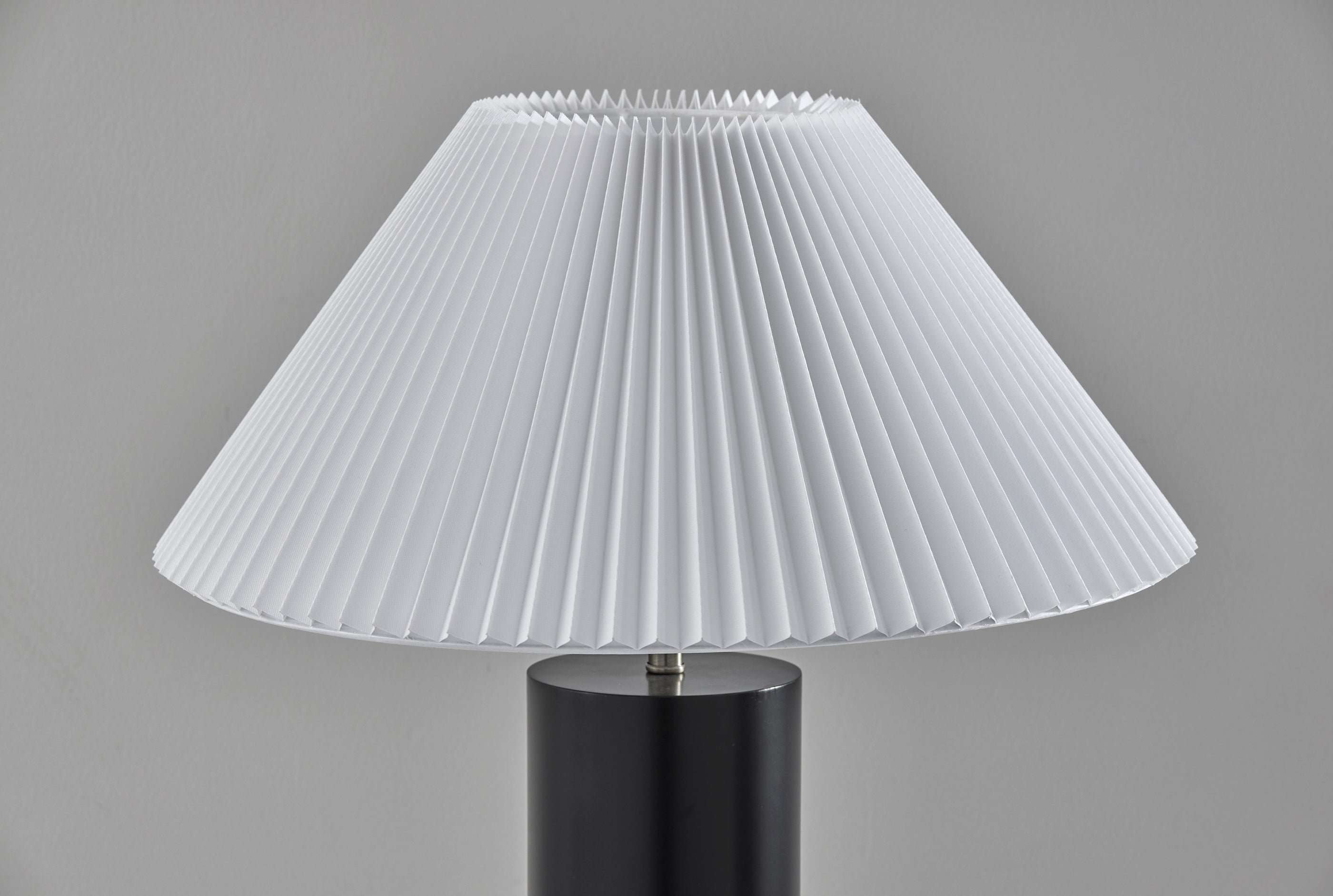 Marta 25.5" Table Lamp - Black Wood White Shade-Lighting-DECOROLALA