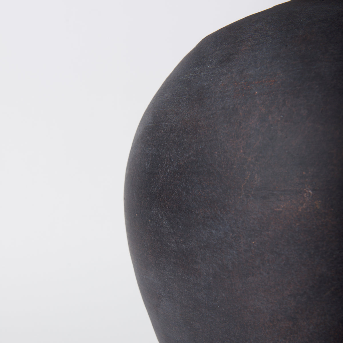 Marvin Ceramic Table Lamp-Table Lamps-DECOROLALA