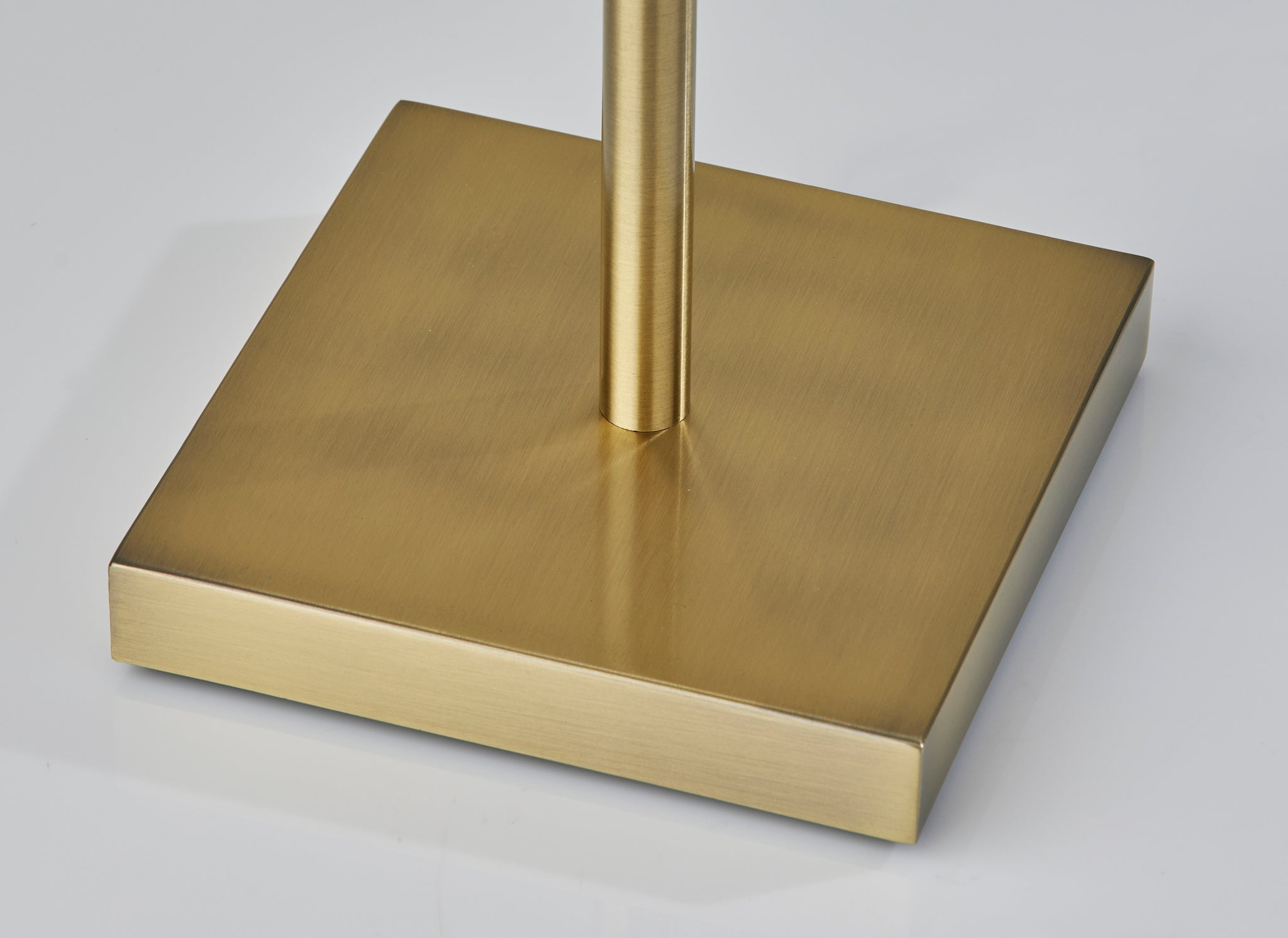 Matilda LED Tree Lamp - Brass Smart Dimmer-Lighting-DECOROLALA