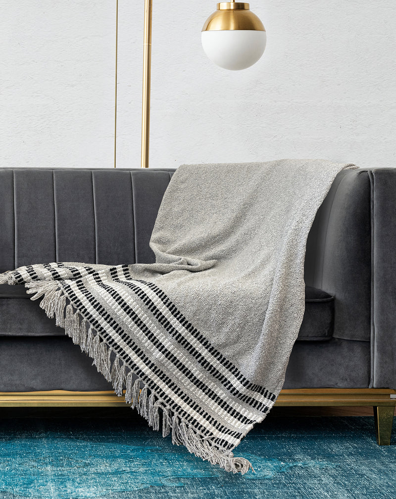 Throws & Blankets