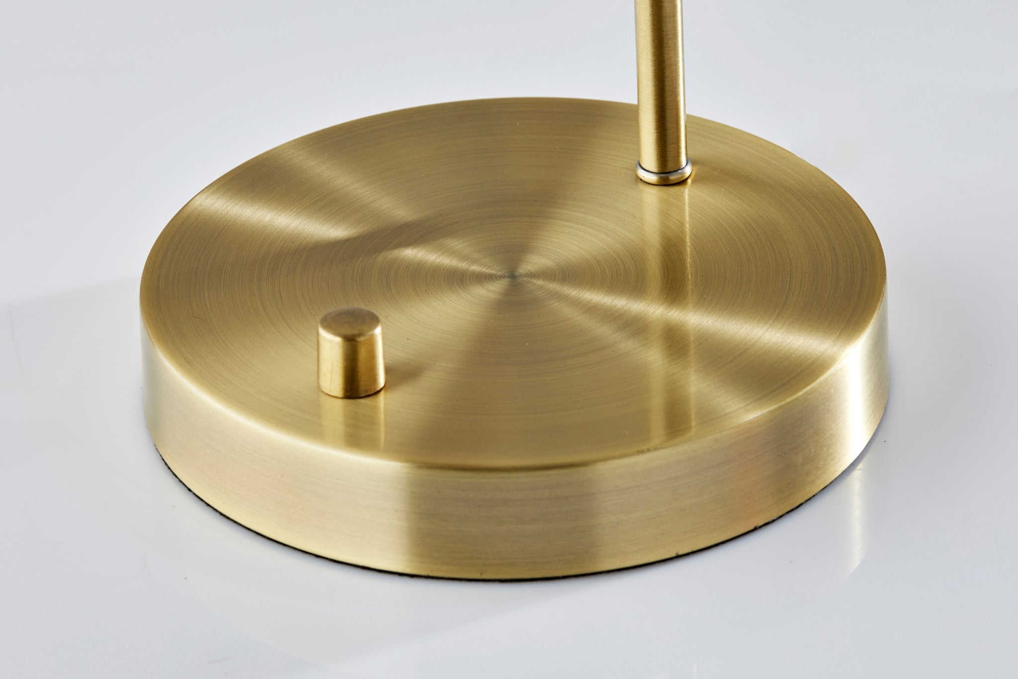 Mendoza 5192-21 Table Lamp - Brass-Lighting-DECOROLALA