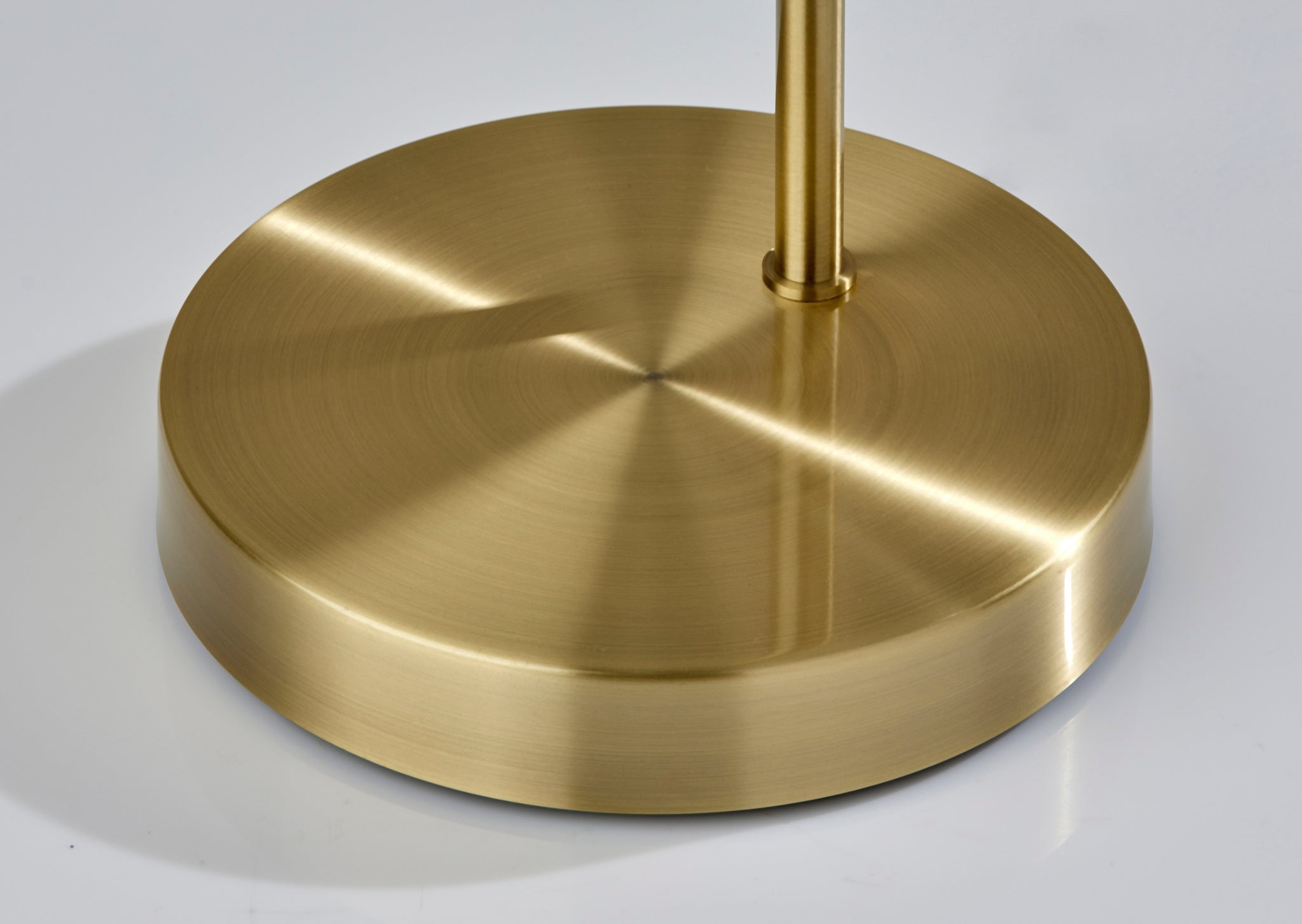 Mendoza 5193-21 Floor Lamp Brass-Lighting-DECOROLALA