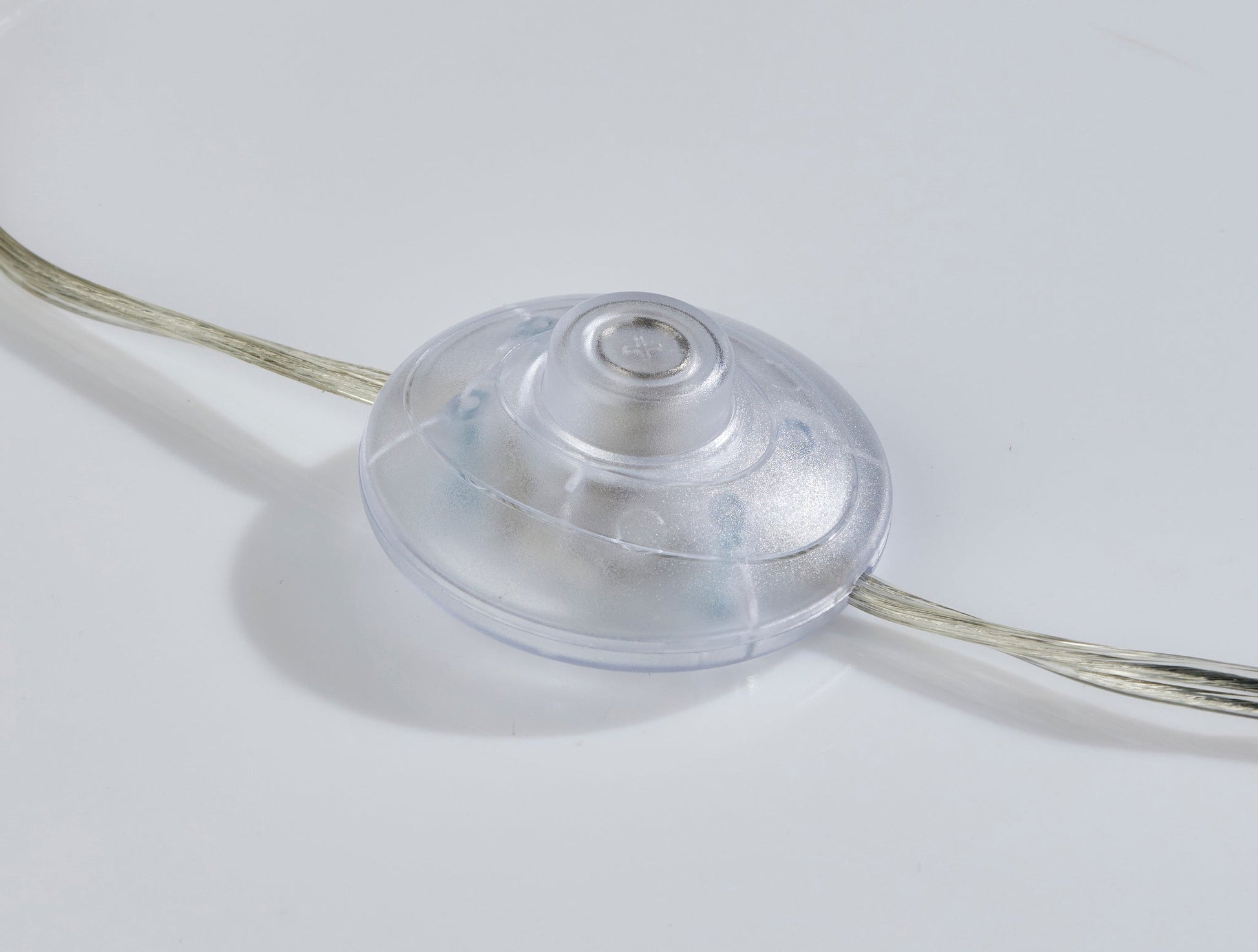 Mendoza Floor Lamp-Lighting-DECOROLALA