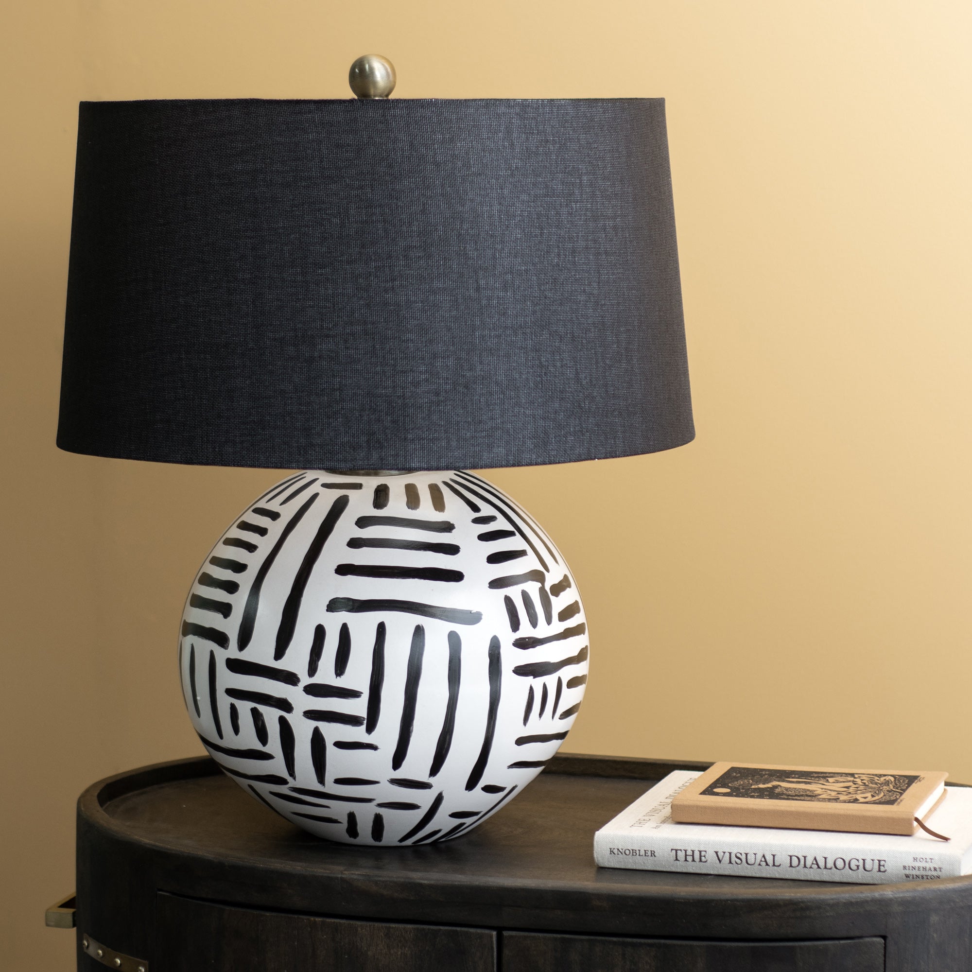 Milka 24.5" Table Lamp, Cream/Black Ceramic-Table Lamp-DECOROLALA