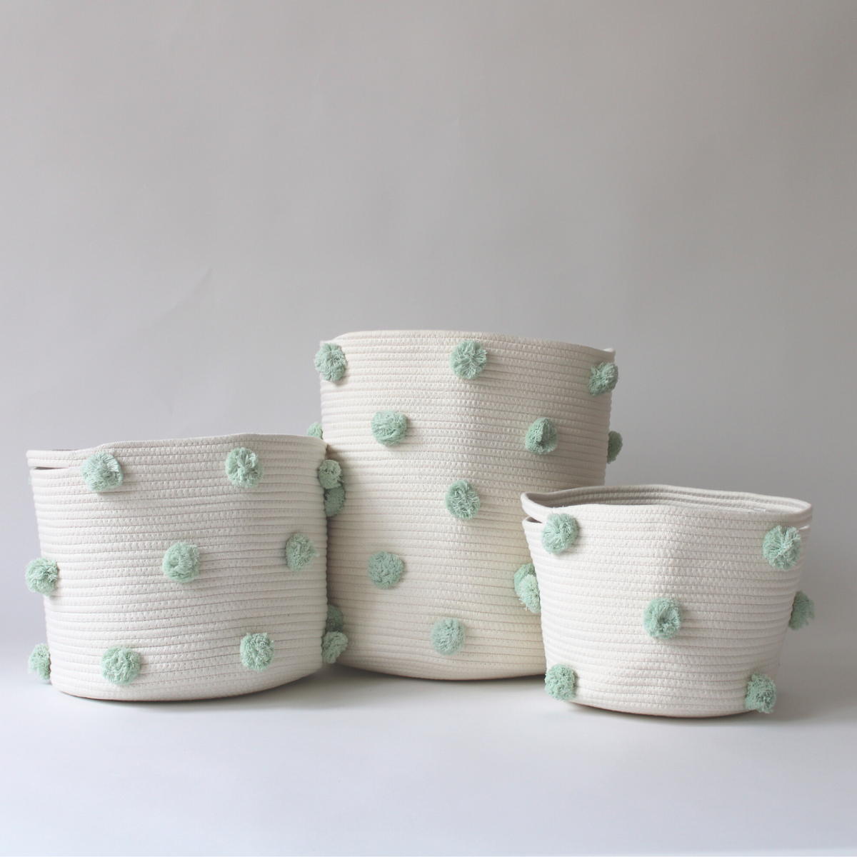 Mint Pom Basket - Medium-Baskets-DECOROLALA