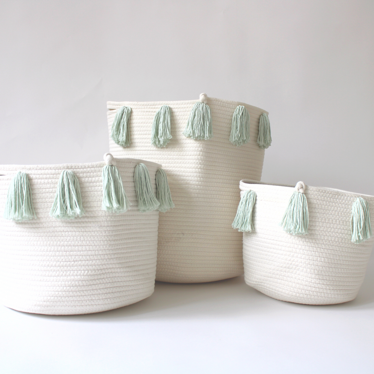 Mint Tassel Basket - Large-Baskets-DECOROLALA