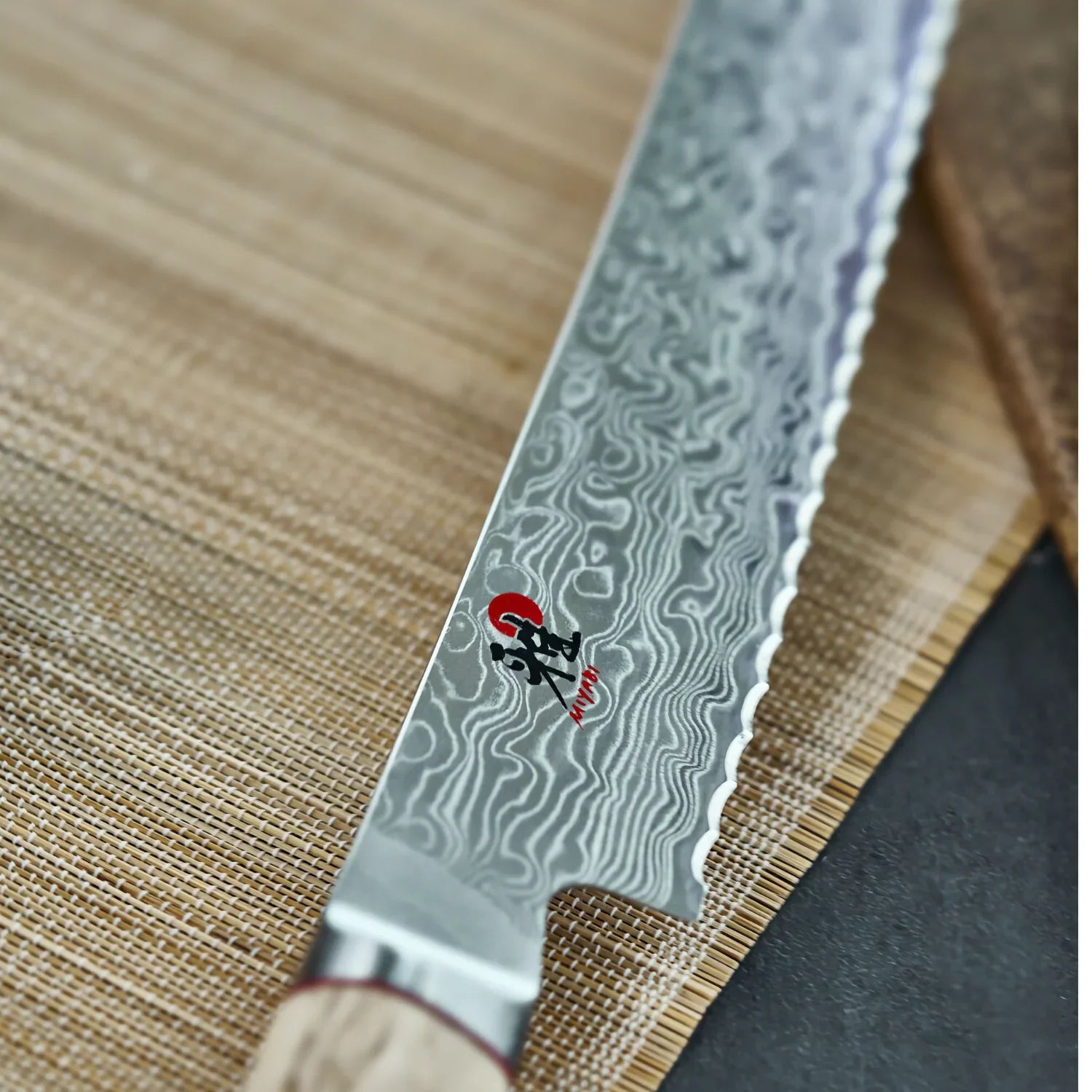 Miyabi Birchwood 5000MCD 9-inch Bread Knife-Bred Knife-DECOROLALA