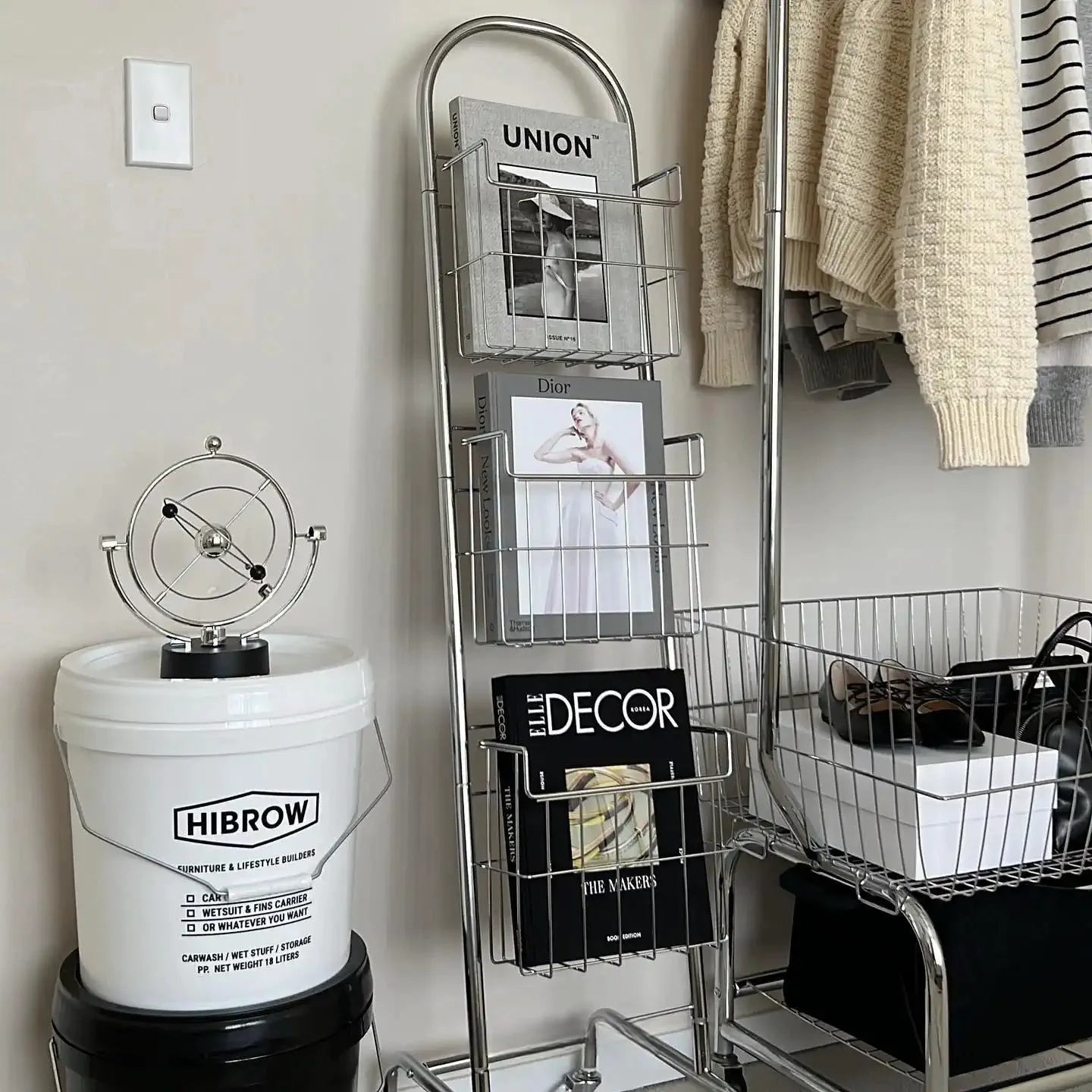 Modern Minimalist Magazine Rack-Bookcase-DECOROLALA