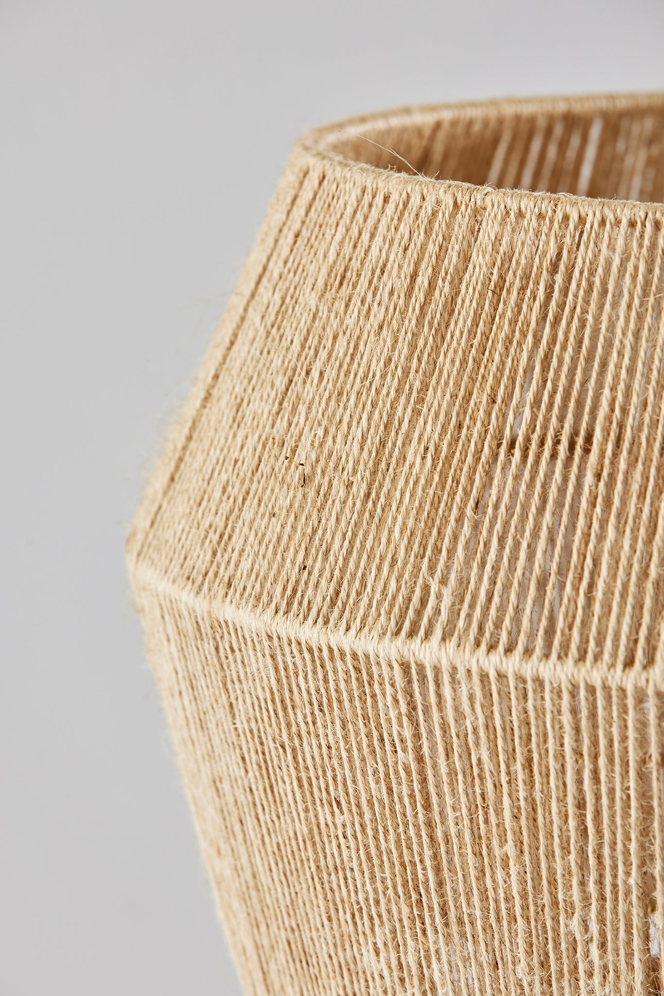 Montana Table Lamp- Natural-Lighting-DECOROLALA