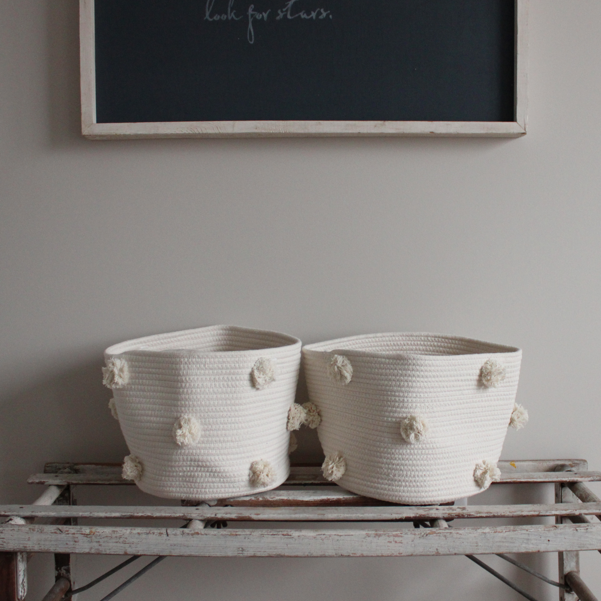 Natural Pom Basket - Medium-Baskets-DECOROLALA