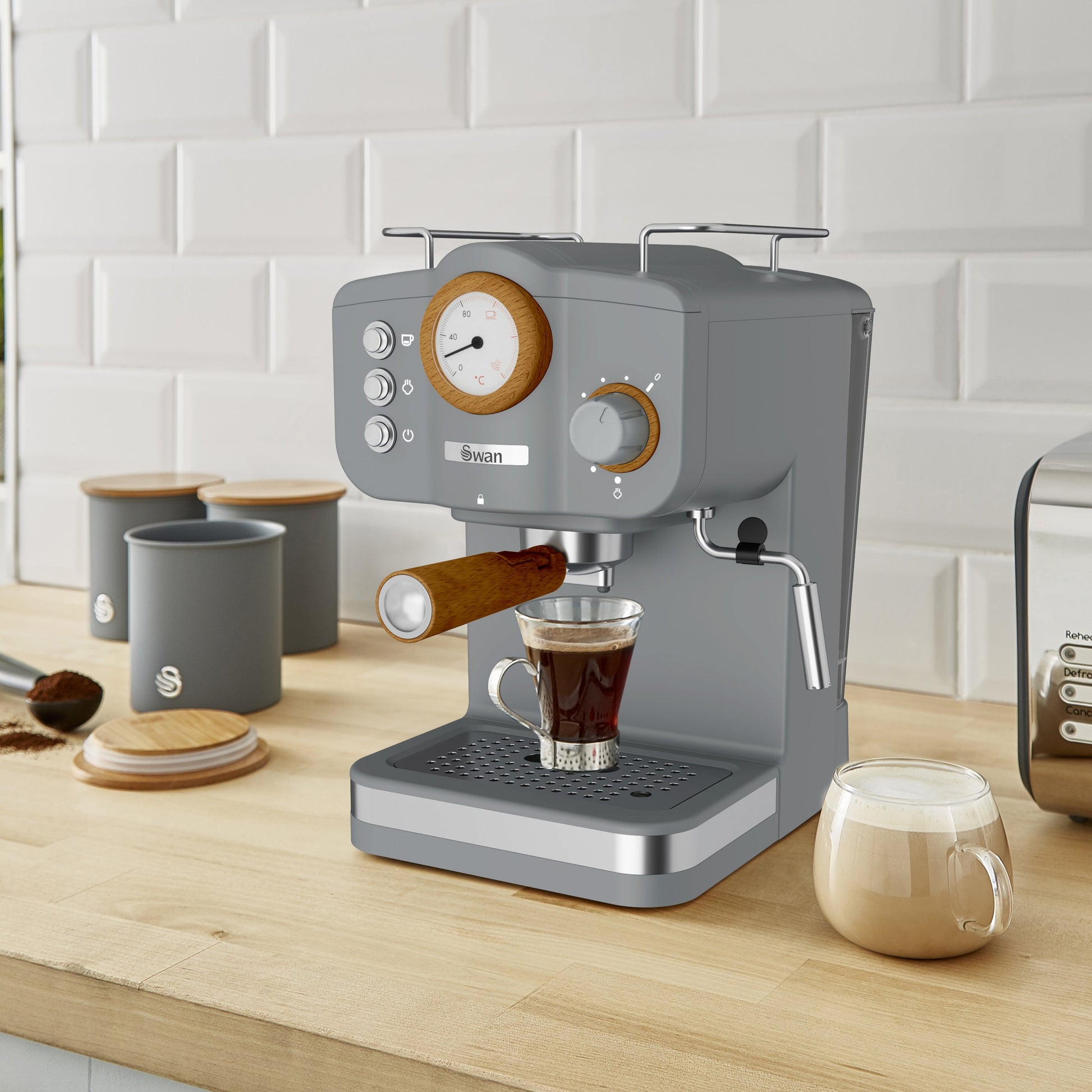 Nordic Pump Espresso Coffee Machine by Swan-Espresso Machine-DECOROLALA