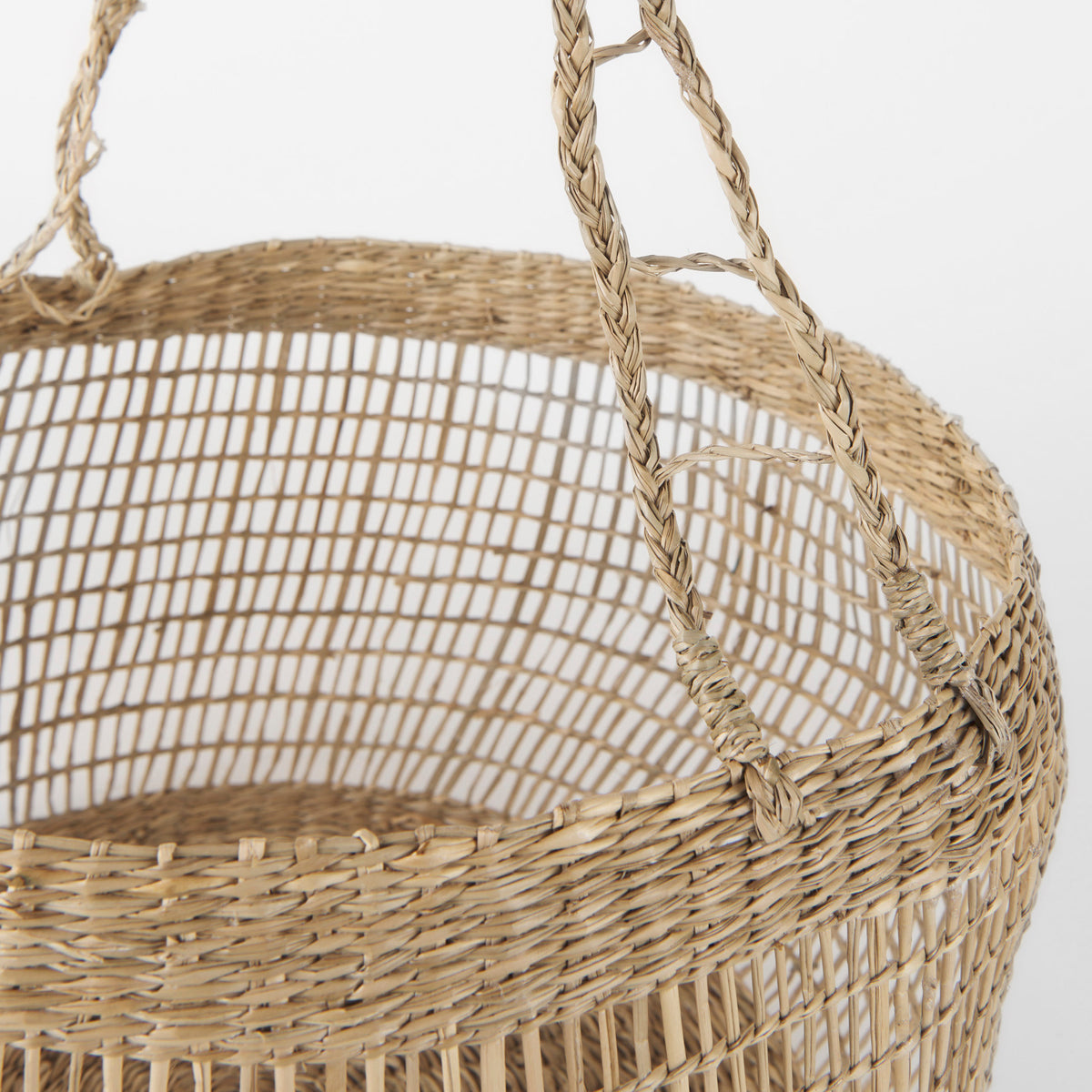 Nova 15.0L x 15.0W x 9.4H (Set of 2) Light Brown Seagrass Woven Round Basket W/ Long Handle-Decorative Baskets-DECOROLALA