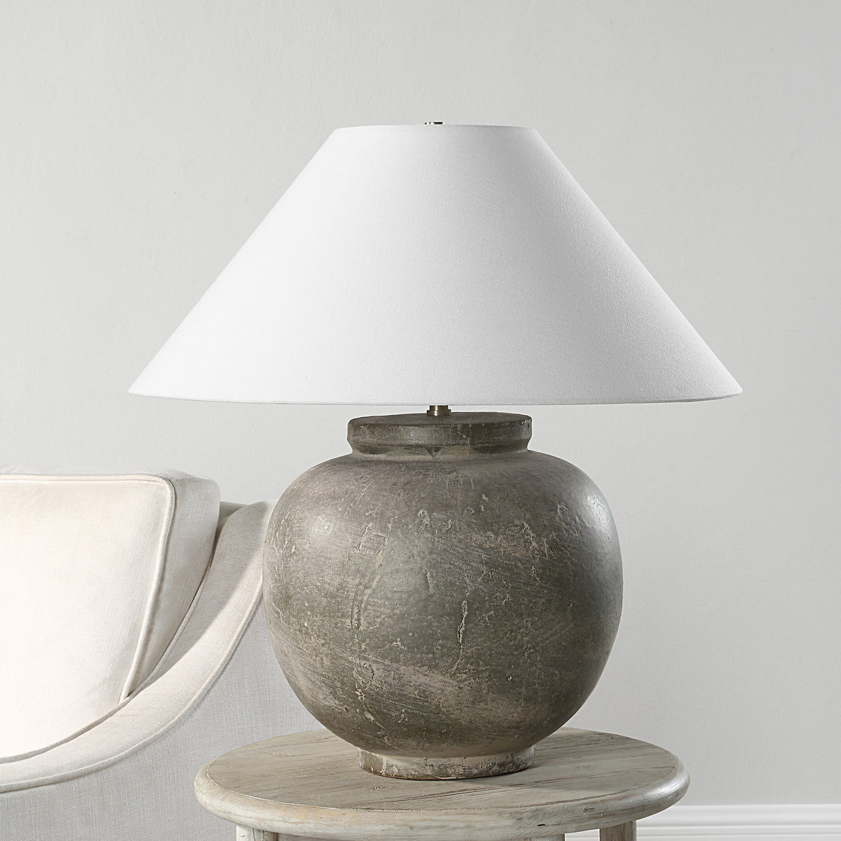 Olivia 25" Ceramic Table Lamp-Table Lamp-DECOROLALA