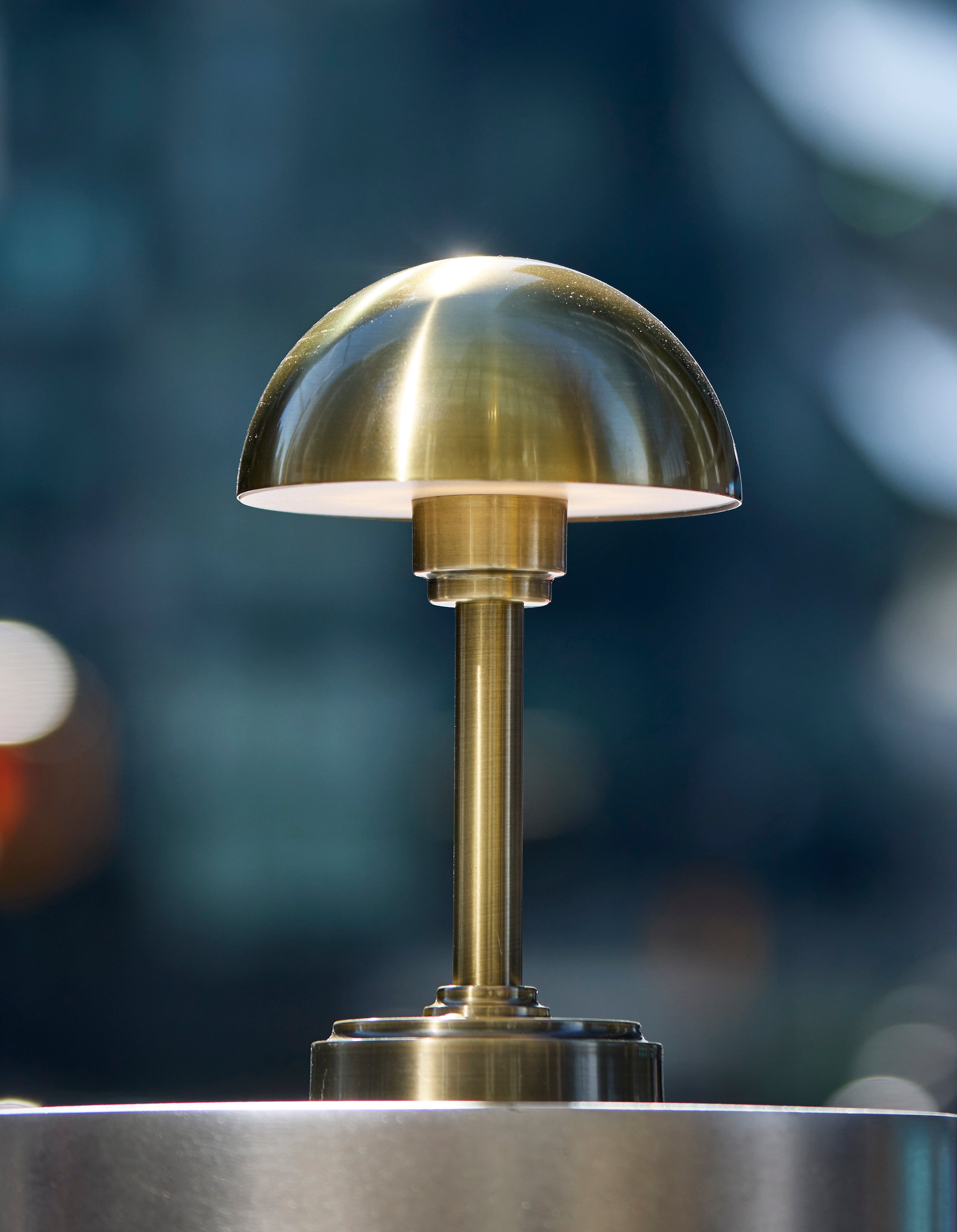 Ollie LED Cordless Table Lamp- Antique Brass-Lighting-DECOROLALA