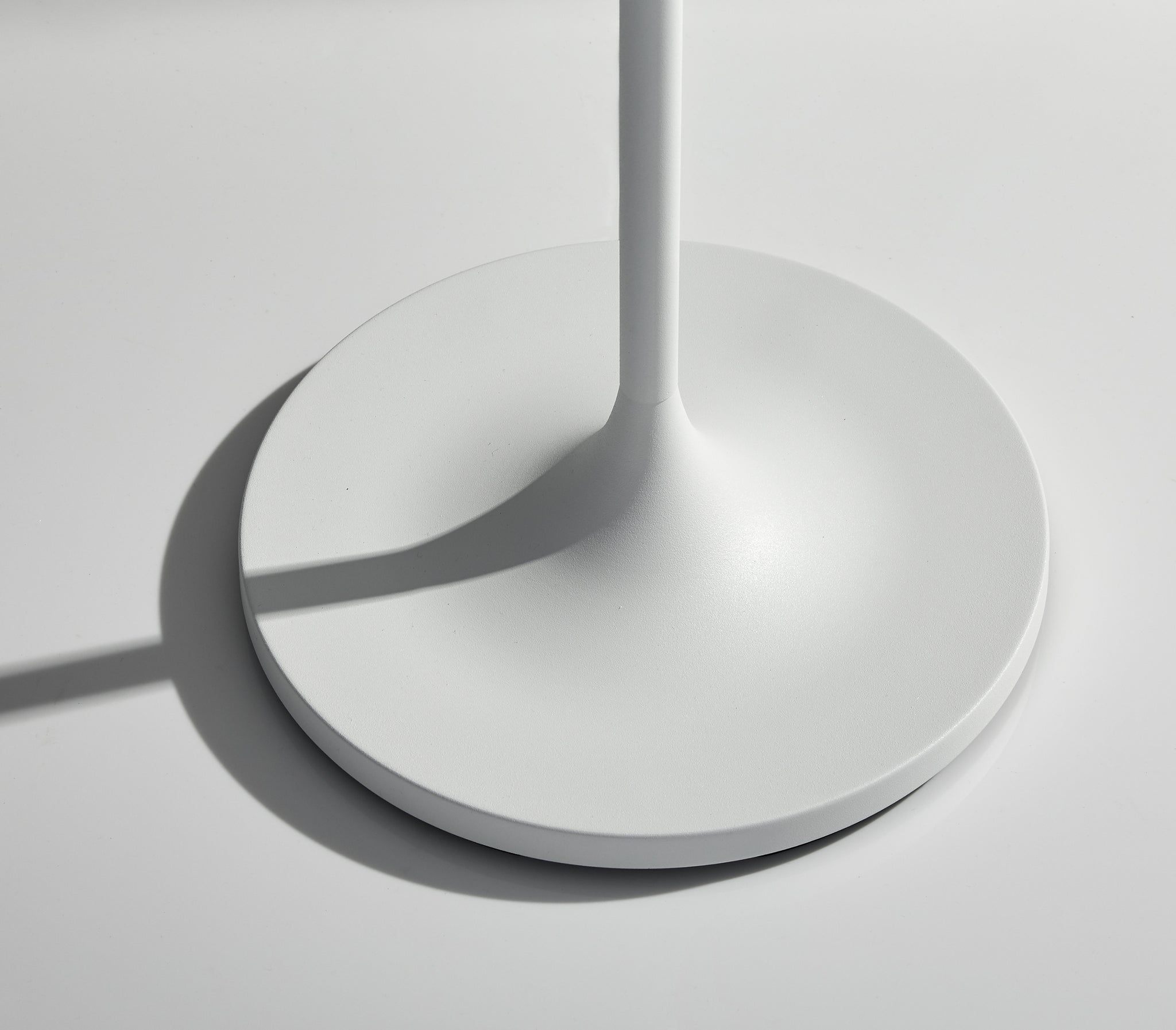 Oslo Floor Lamp-Lighting-DECOROLALA