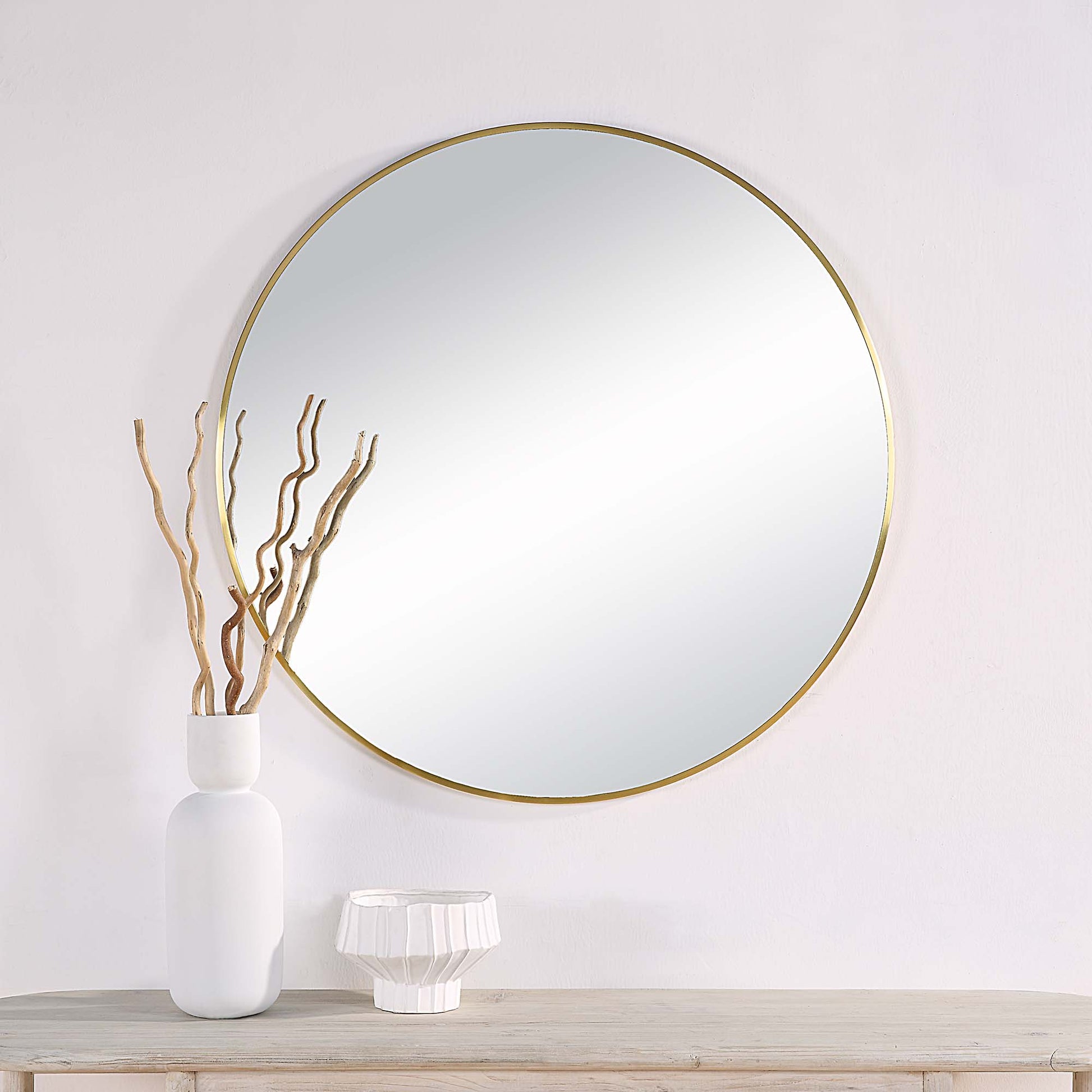 Parga 36" Tall Round Wall Mirror, Yellow-Mirror-DECOROLALA