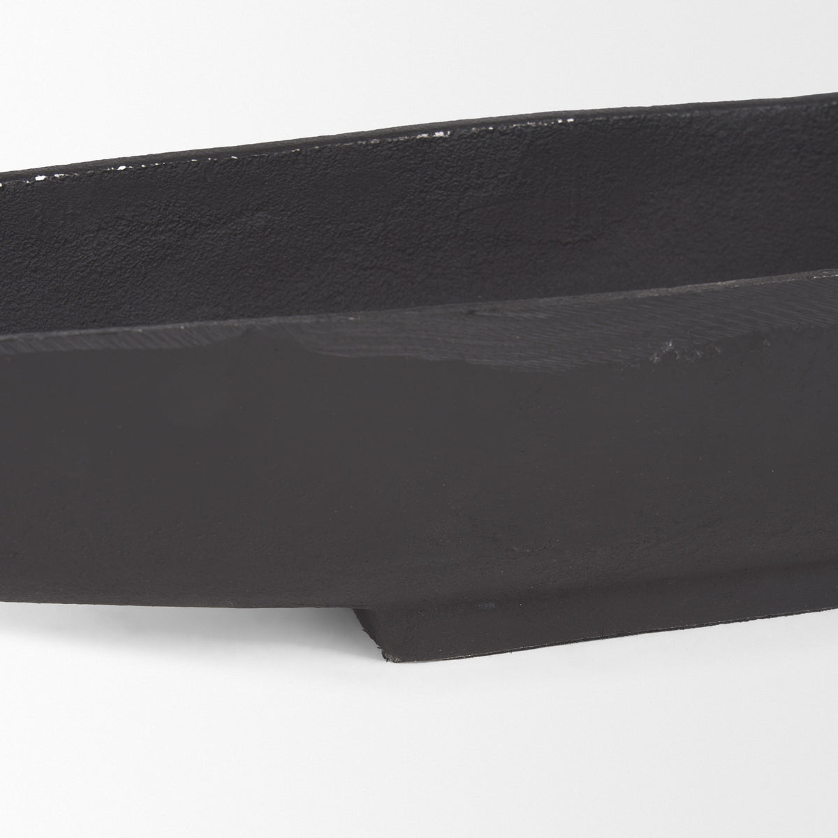 Piero Small Matte Black Metal Decorative Bowl-Bowls-DECOROLALA