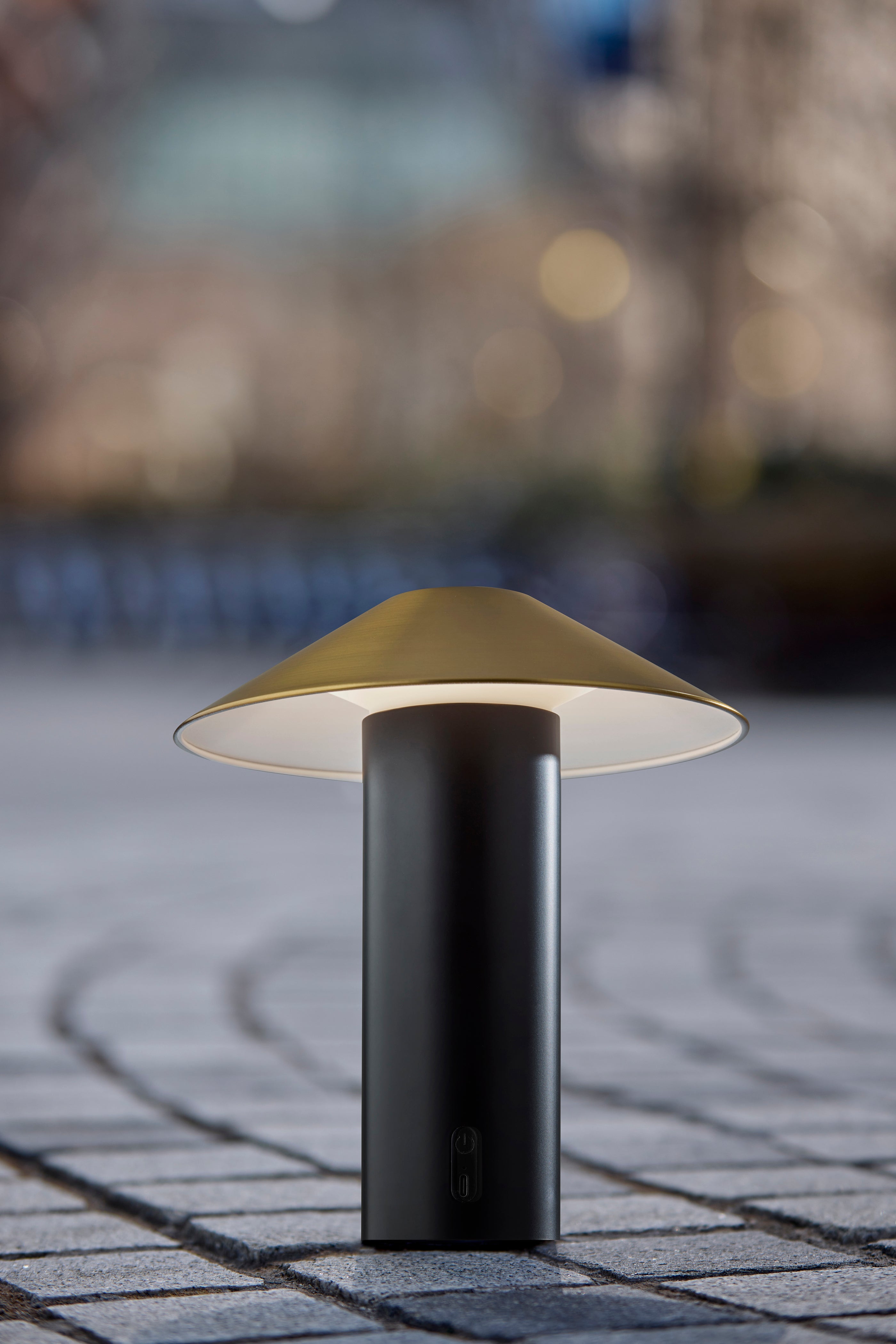 Pina LED Cordless Table Lamp- Black-Lighting-DECOROLALA