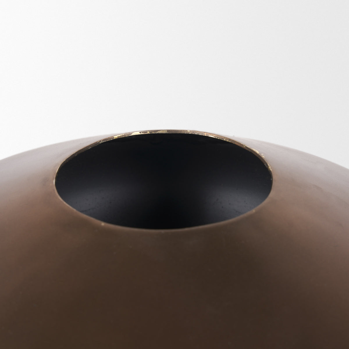 Quiana Large Gold Metal Vase-Vase-DECOROLALA