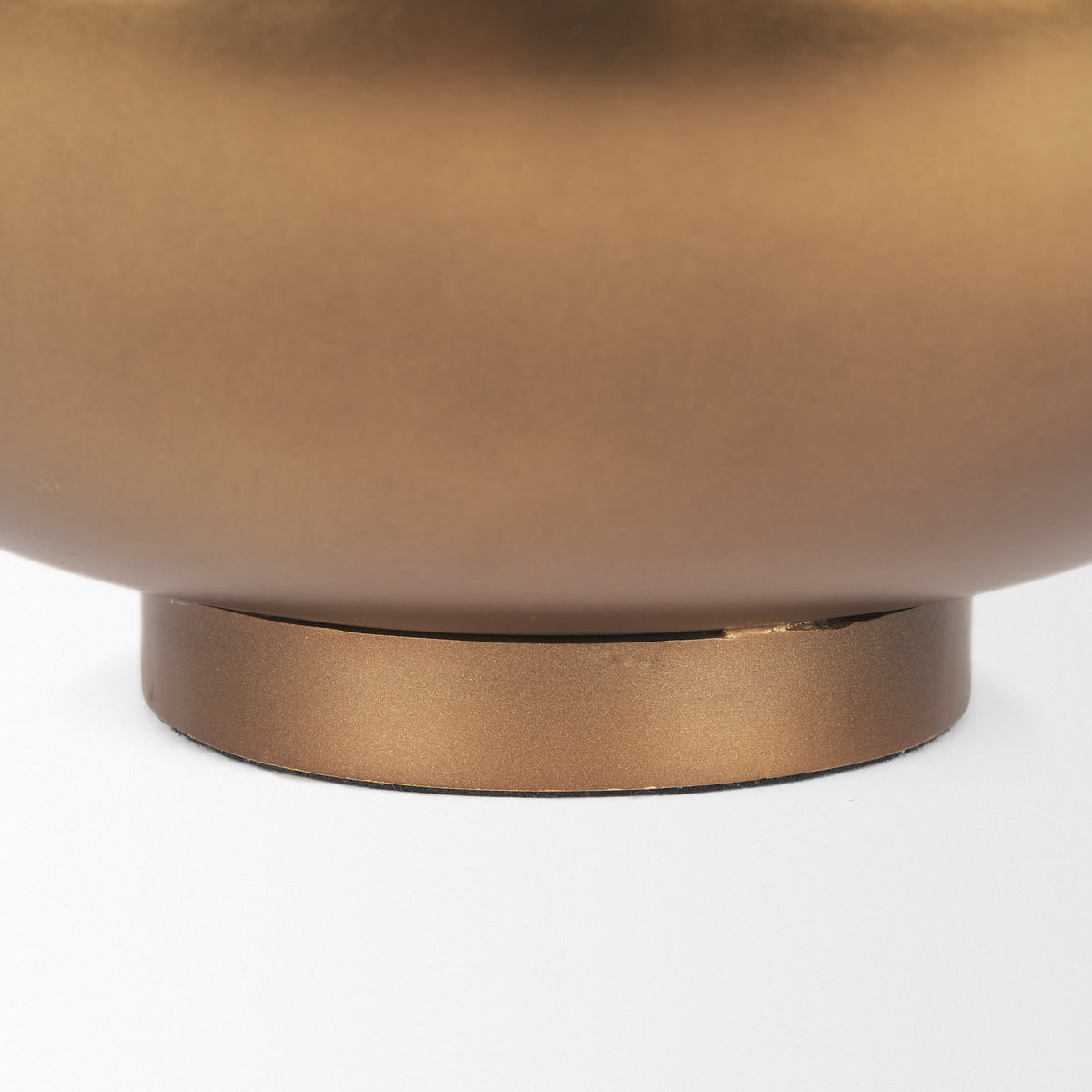 Quiana Large Gold Metal Vase-Vase-DECOROLALA