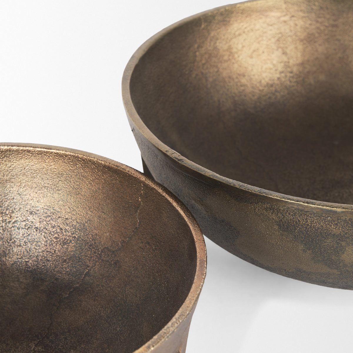 Quita Large Gold Metal Decorative Bowls (Set of 2)-Bowls-DECOROLALA