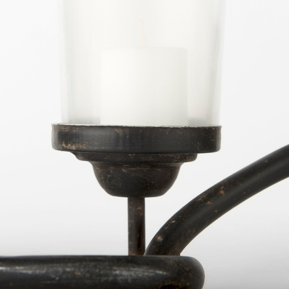 Quito Black Metal Chain-Link Five Candle Table Candle Holder-Table Candle Holders-DECOROLALA