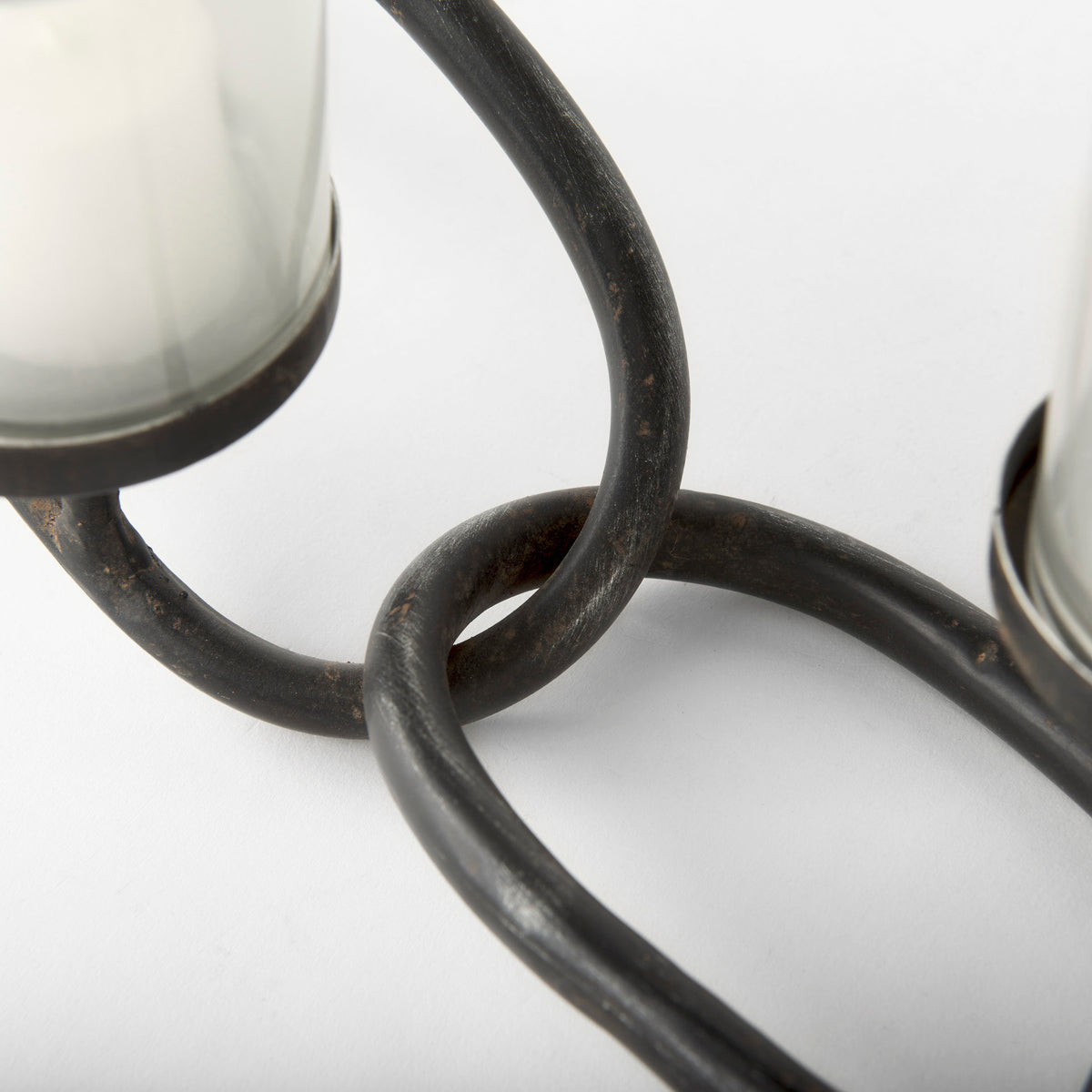 Quito Black Metal Chain-Link Five Candle Table Candle Holder-Table Candle Holders-DECOROLALA