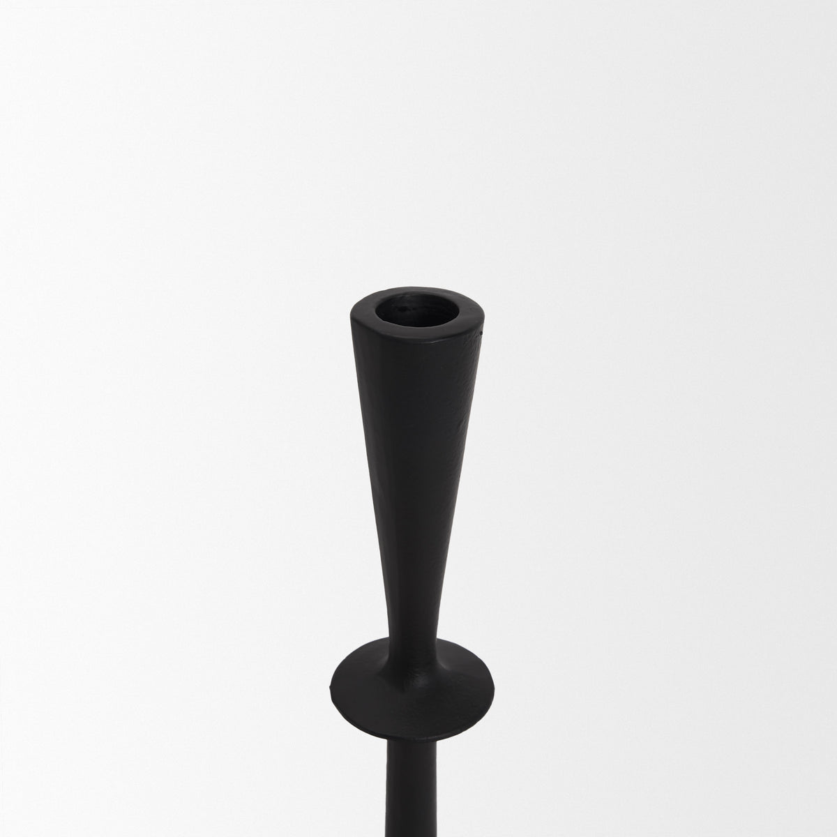 Qwin Matte Black Cast Aluminum Short Candle Holder-Table Candle Holders-DECOROLALA