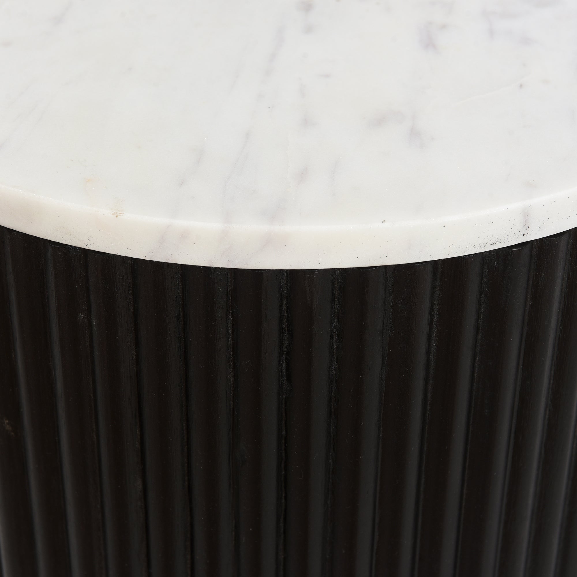 REYNA-ACCENT TABLE-BLACK-DECOROLALA