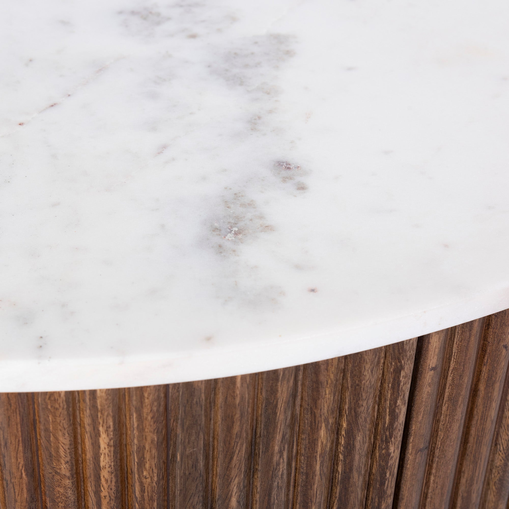 REYNA-COFFEE TABLE-WALNUT-DECOROLALA
