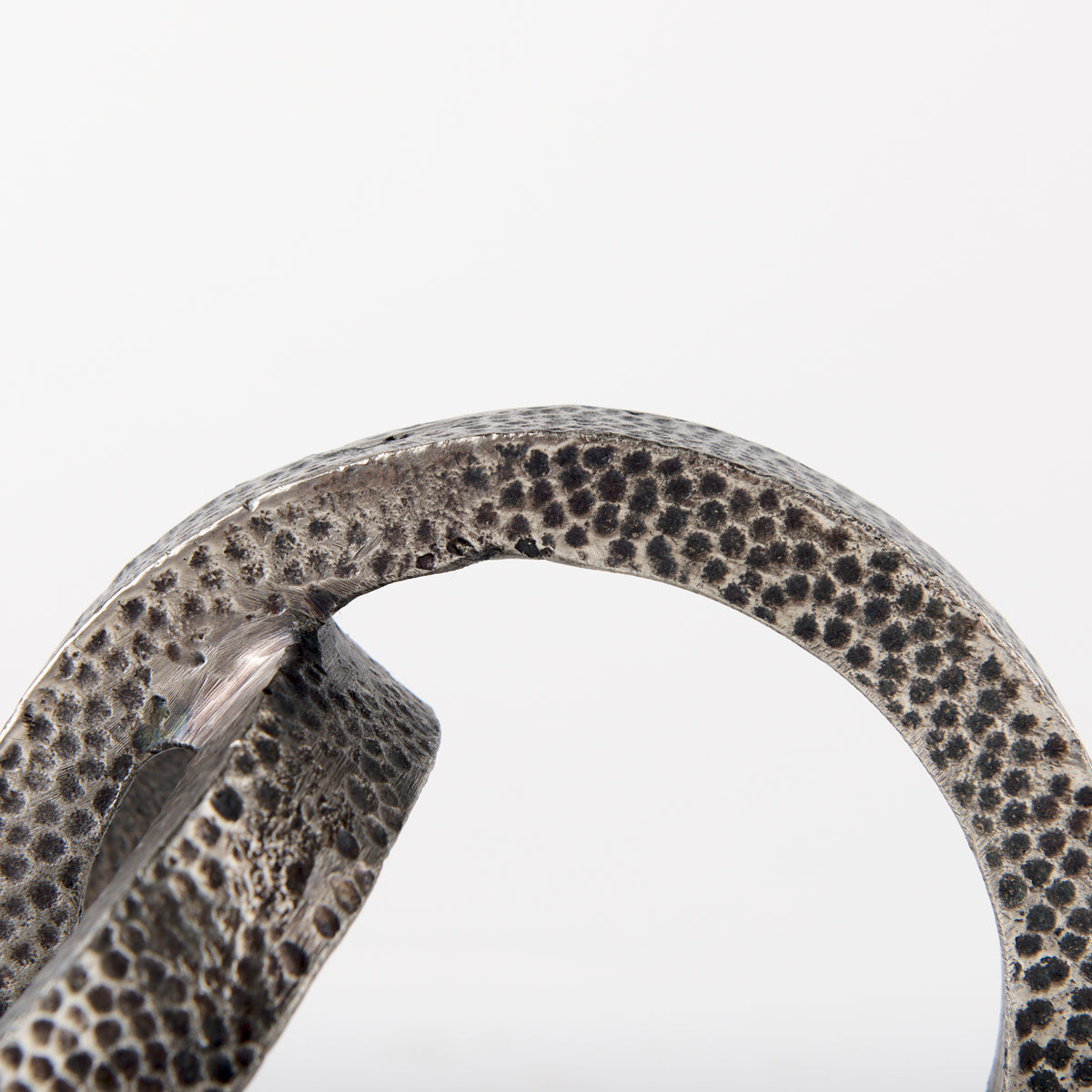 Rafiki Blackened Hammered Metal Conjoined Circles Decor-Objects-DECOROLALA