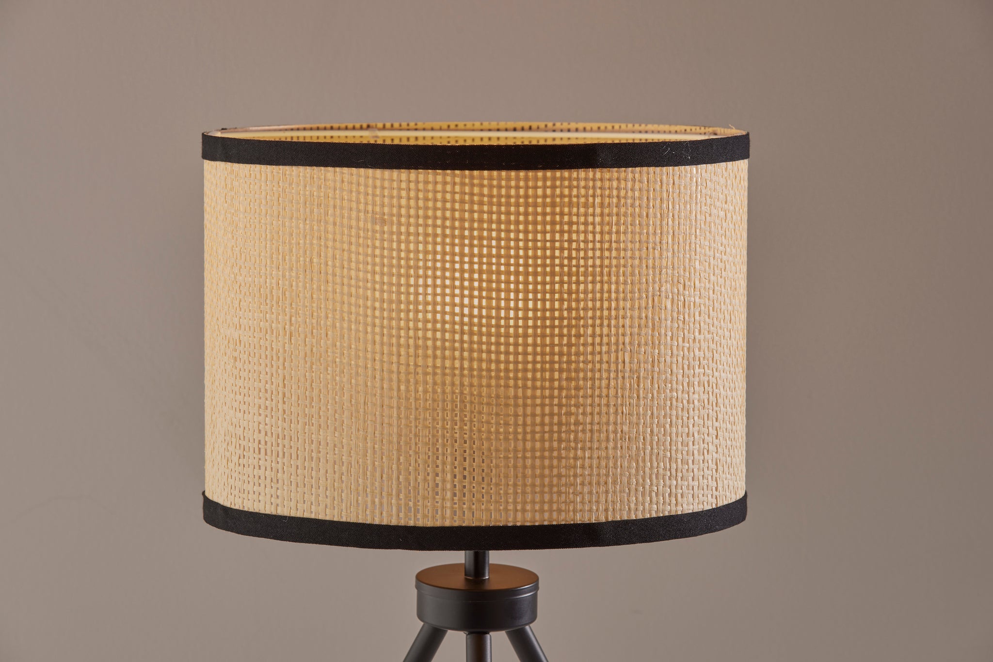 Raven Table Lamp-Lighting-DECOROLALA