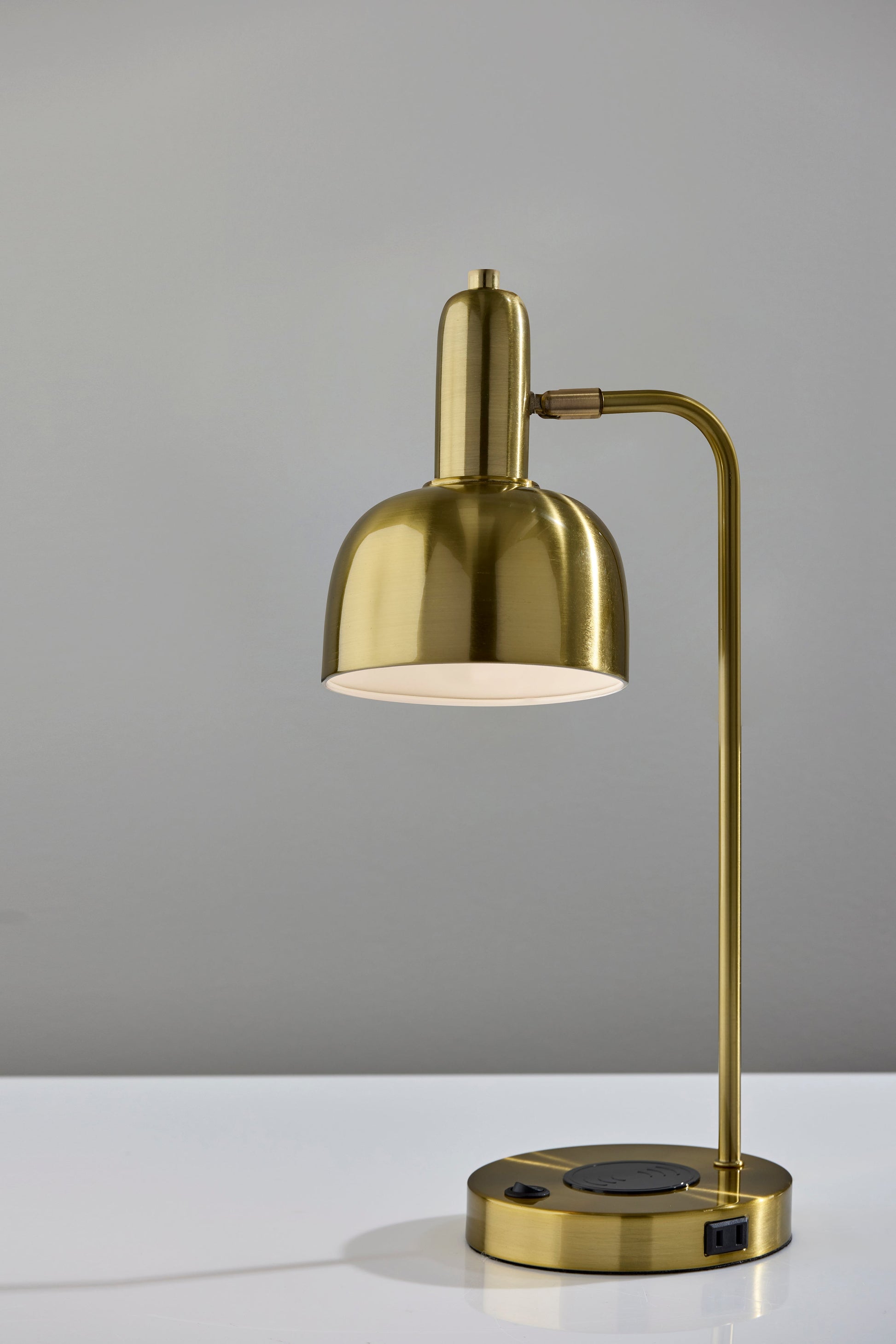 Rico Supercharger Desk Lamp - Qi Charging Antique Brass-Lighting-DECOROLALA