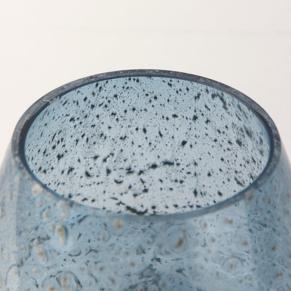 Robyn Short Blue Glass Vase-Vase-DECOROLALA