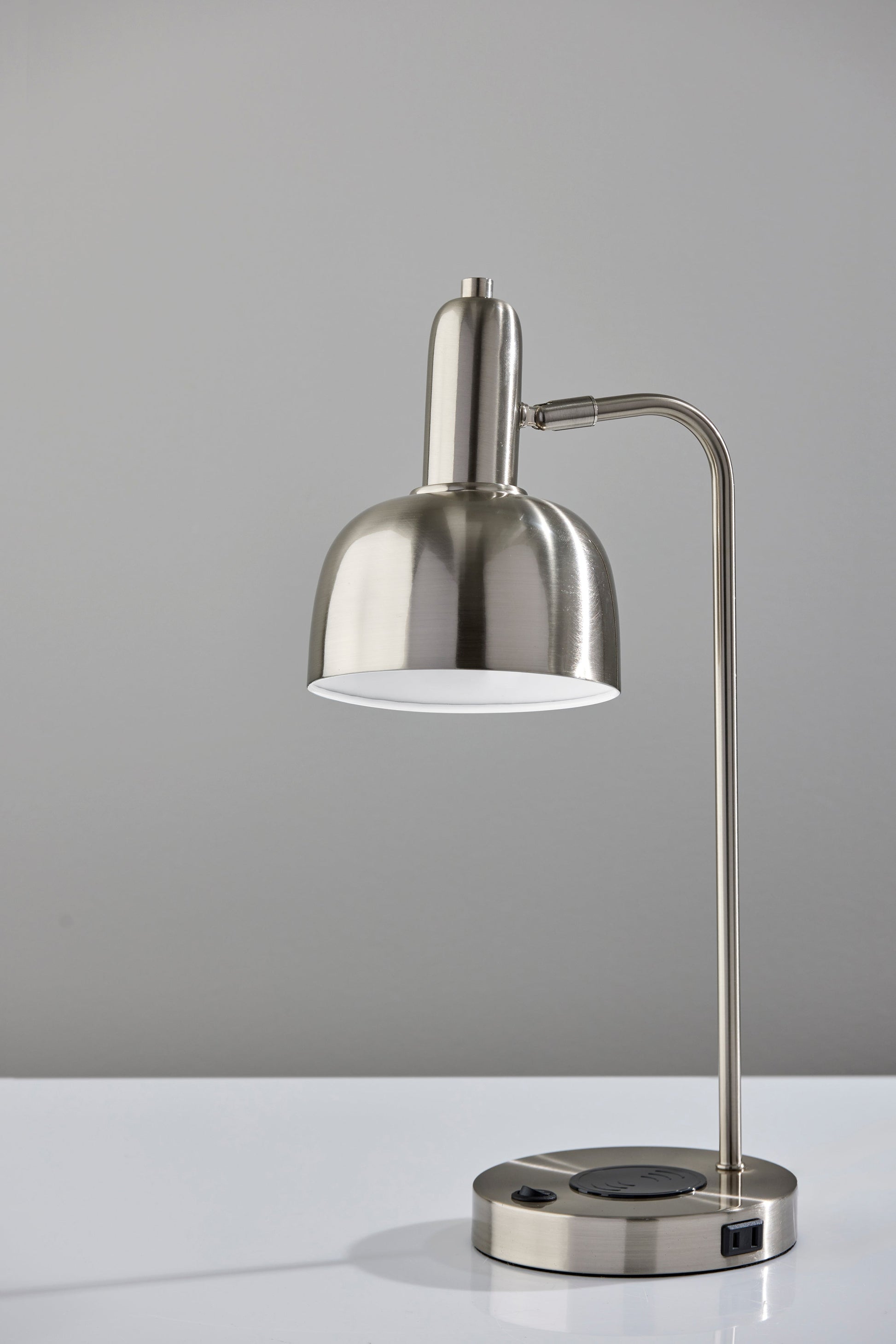 Rowe Supercharger Desk Lamp - USB Charging Black-Lighting-DECOROLALA