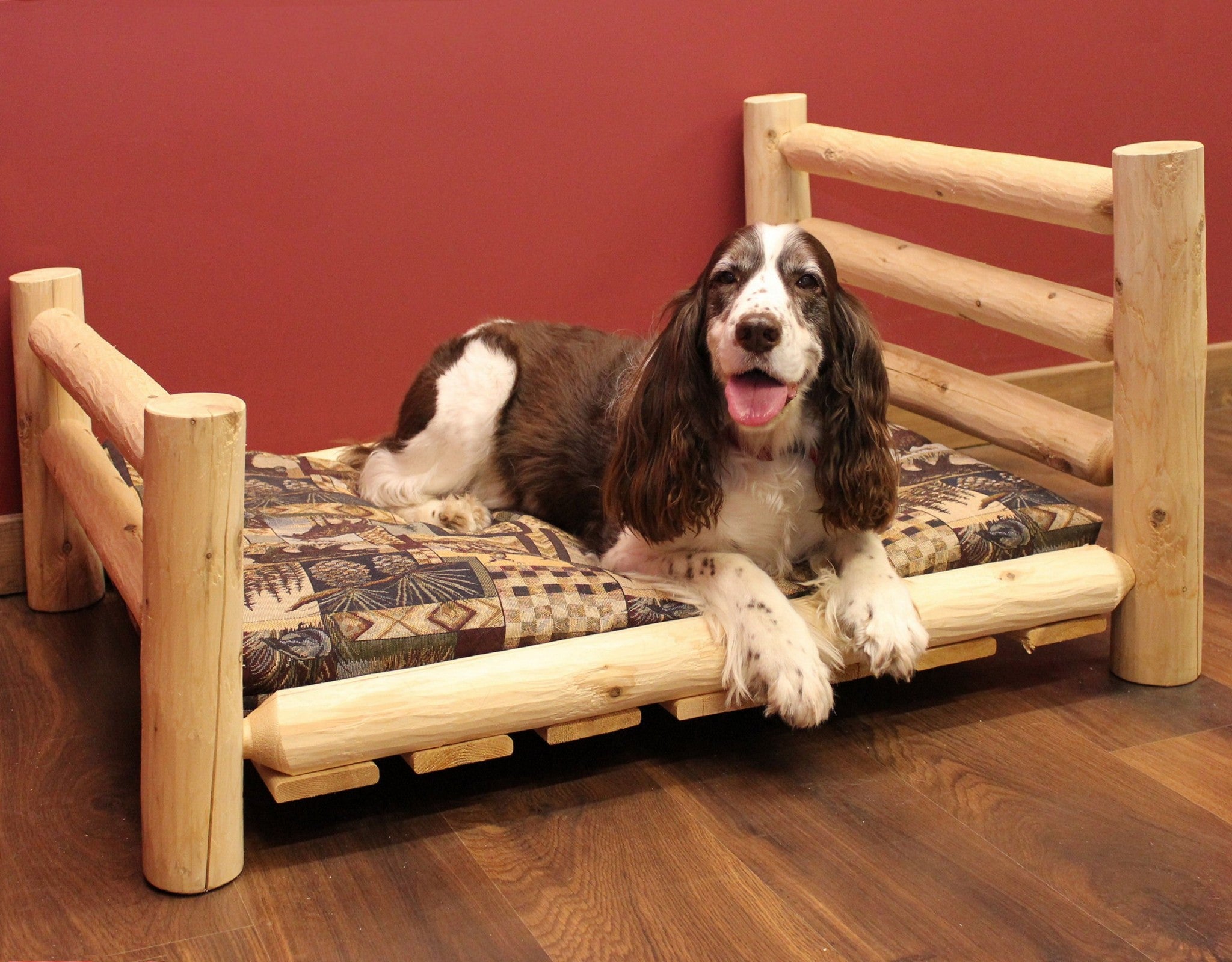 Rustic And Natural Cedar Log Small Replica Pet Bed-Dog Beds-DECOROLALA