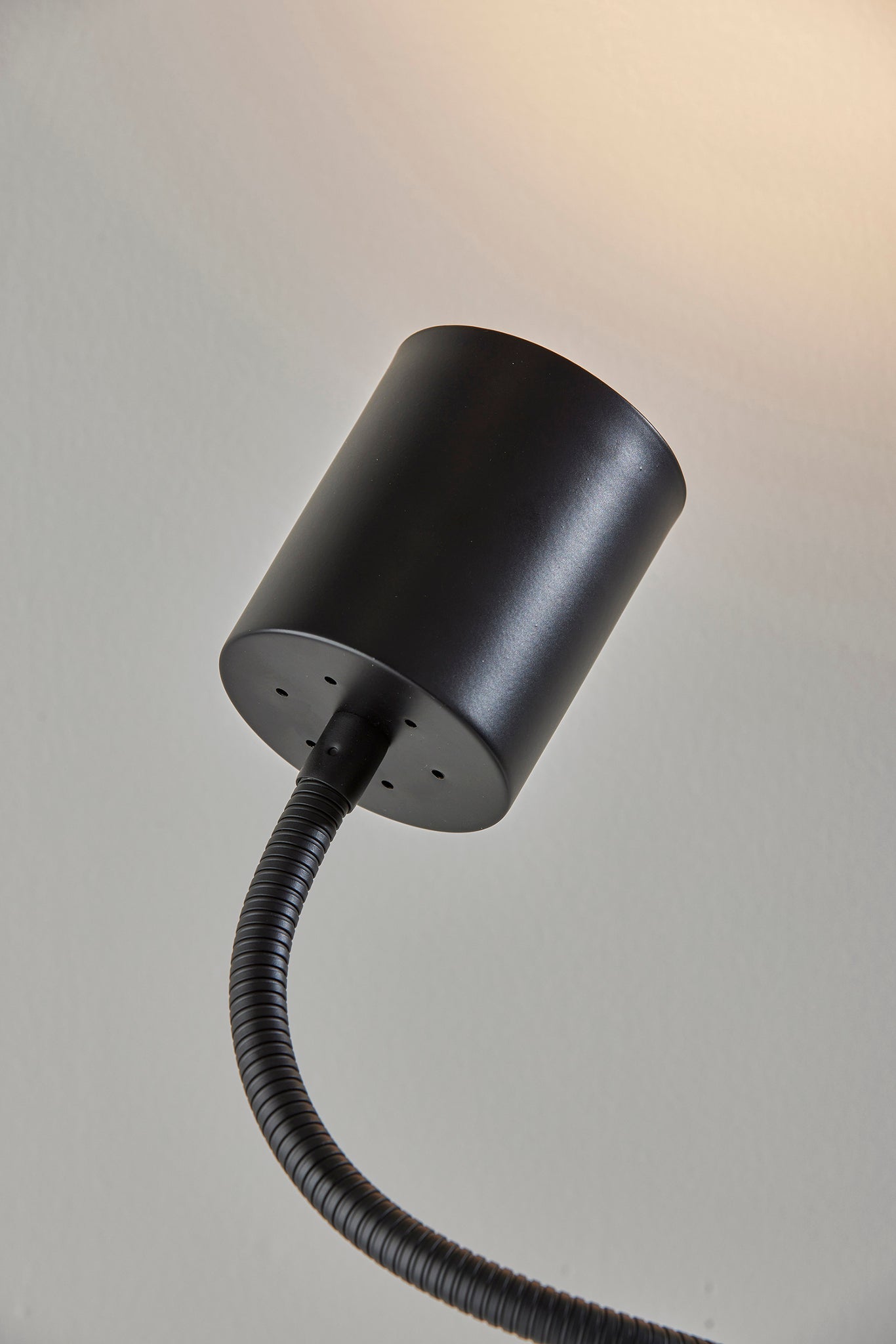 Rutherford LED Desk Lamp-Lighting-DECOROLALA