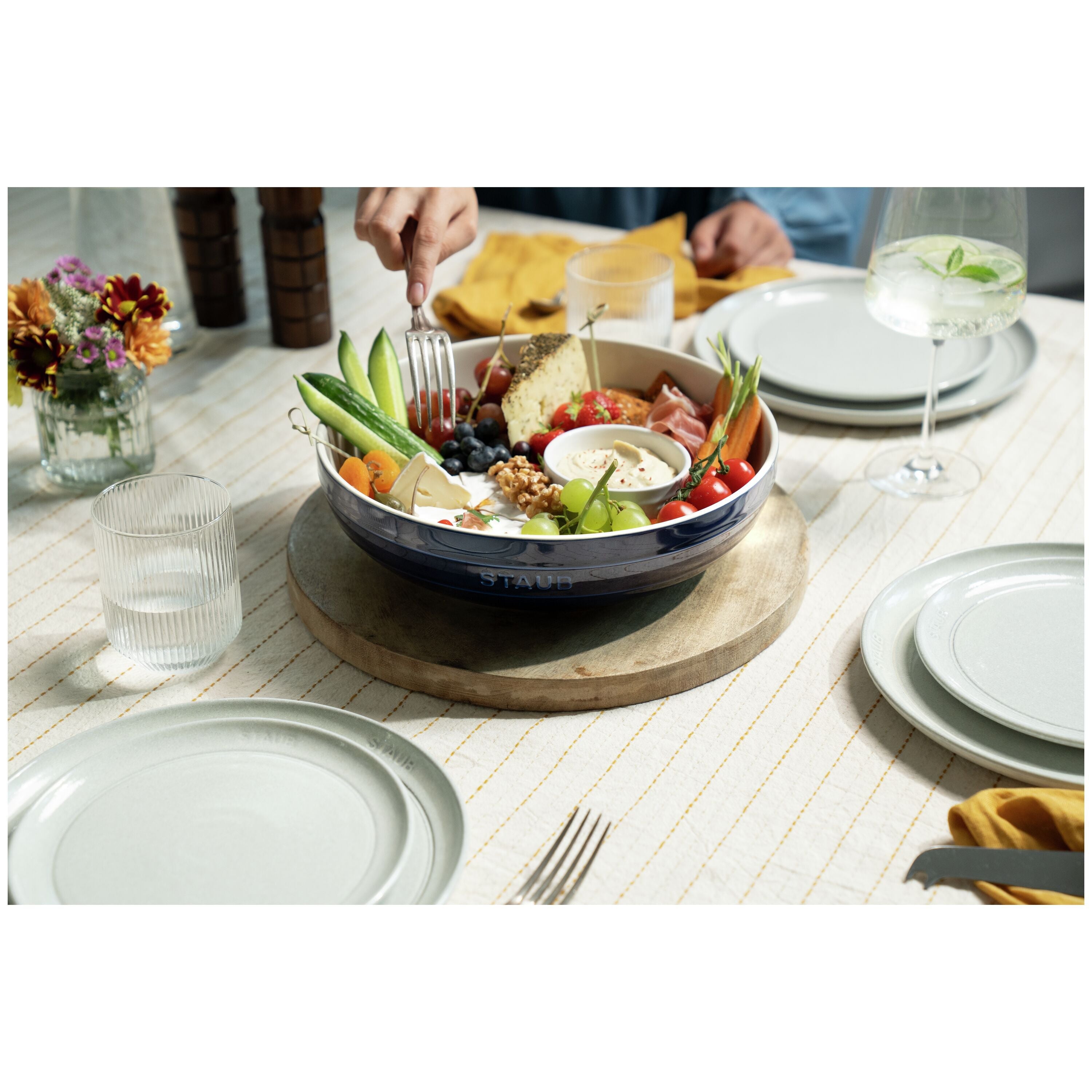 STAUB Ceramique 28 cm Ceramic Round Serving Bowl, Dark-Blue-Dinnerware-DECOROLALA