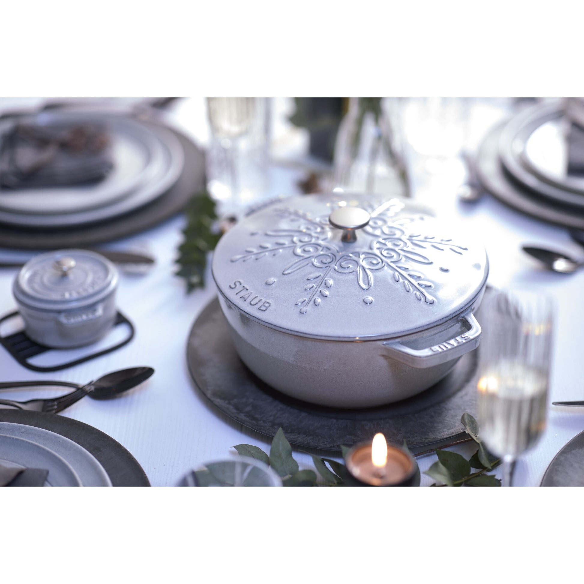 STAUB La Cocotte 3.6L Cast Iron Round French Oven White-Cookware-DECOROLALA