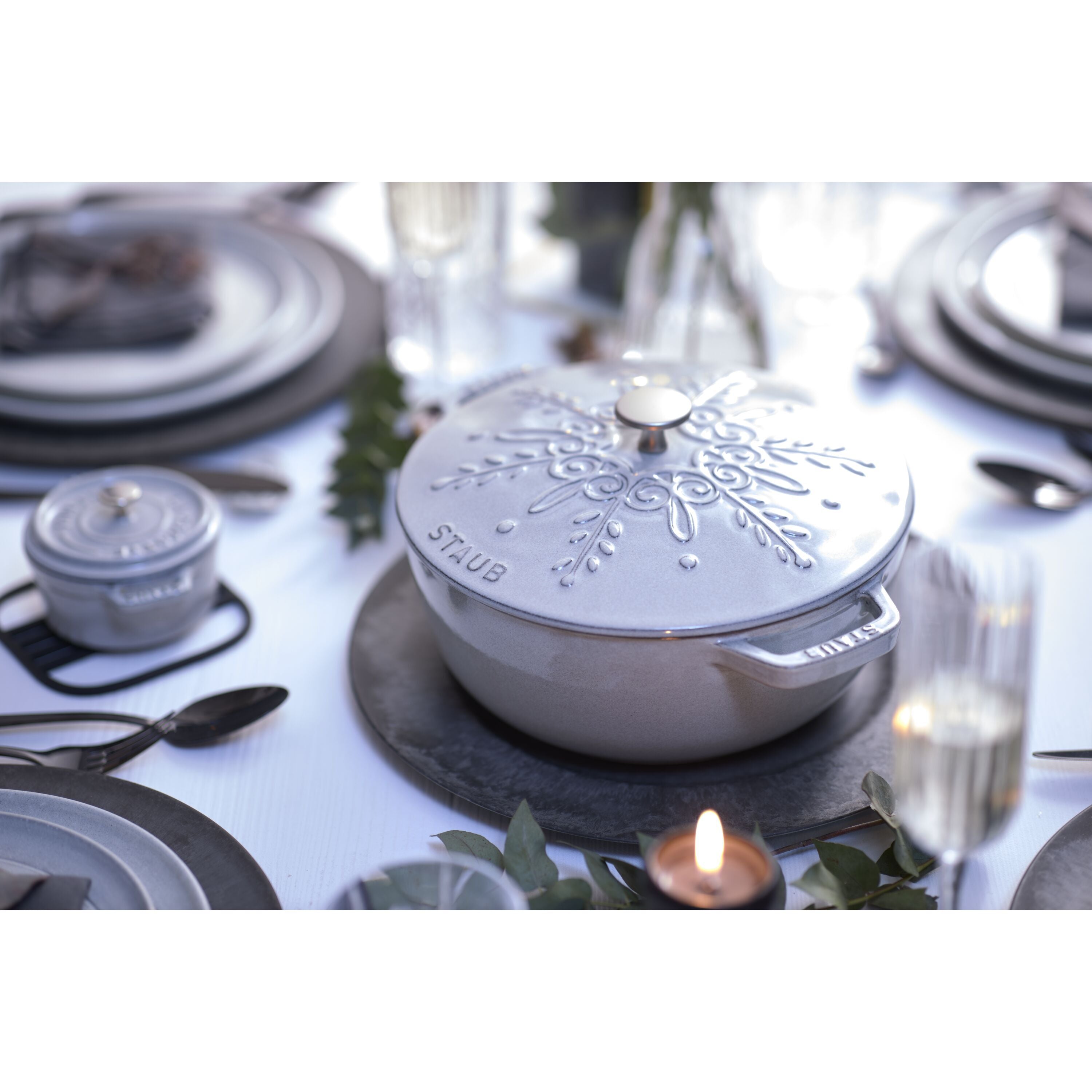 STAUB La Cocotte 3.6L Cast Iron Round French Oven White-Cookware-DECOROLALA