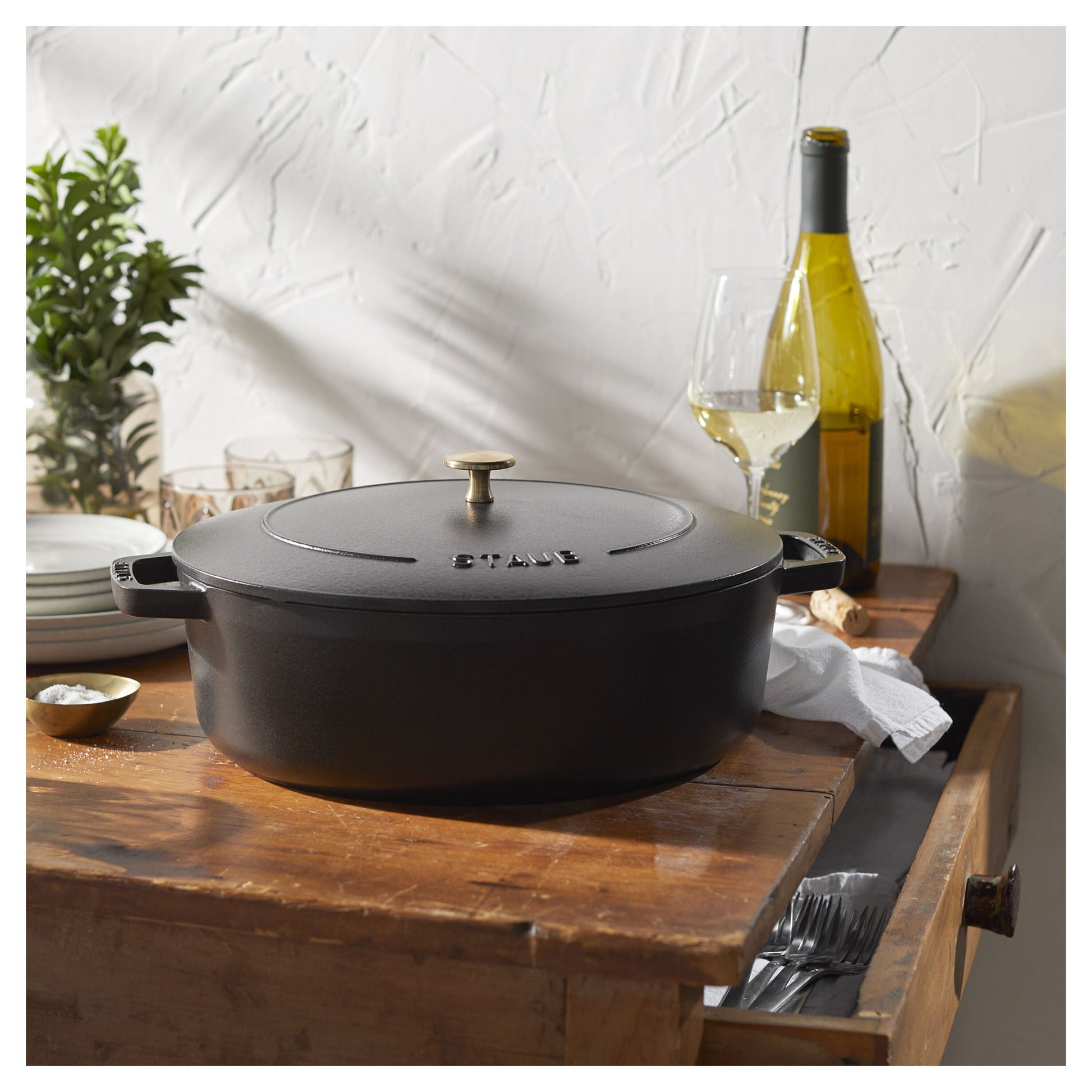 STAUB La Cocotte 5.5L Cast Iron Oval Dutch Oven Black-Cookware-DECOROLALA