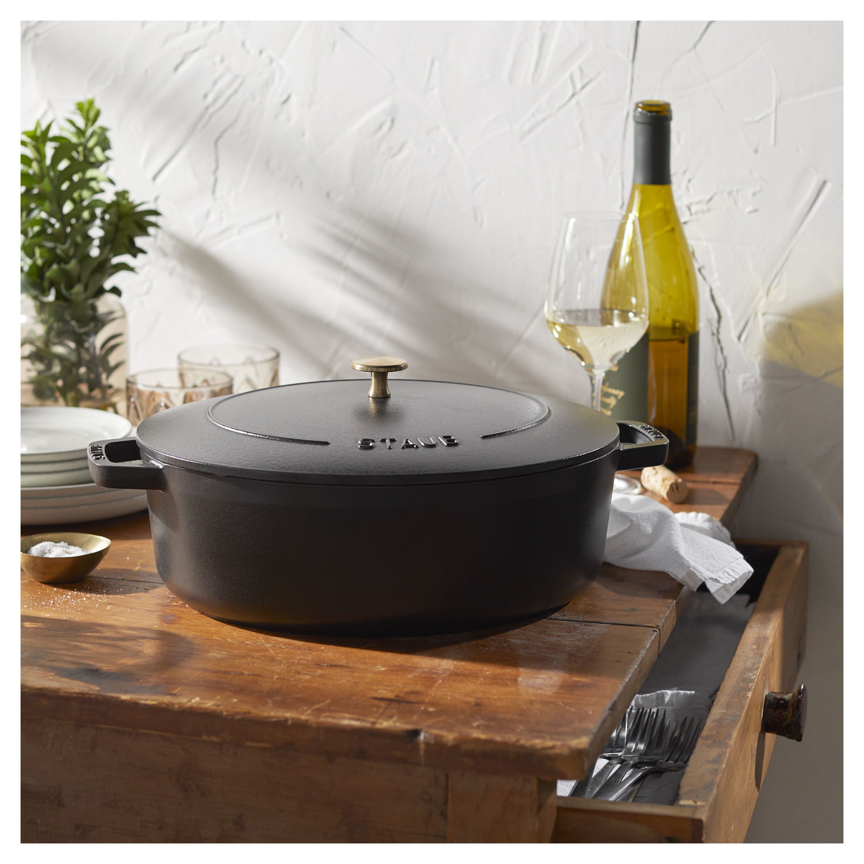 STAUB La Cocotte 5.5L Cast Iron Oval Dutch Oven Black-Cookware-DECOROLALA