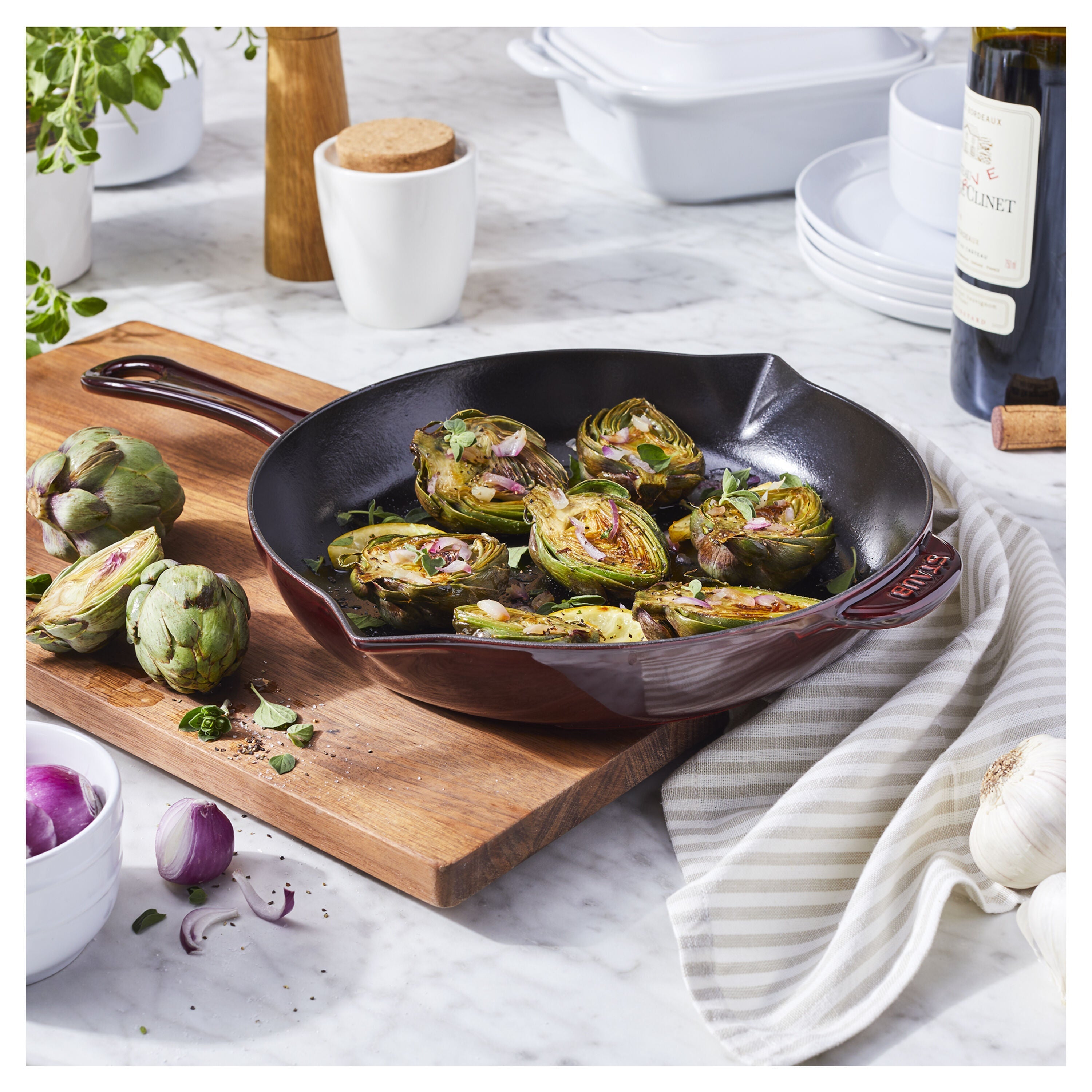 STAUB Pans 26 cm / 10 inch Cast Iron Frying Pan, Grenadine-Red-10 Inch-DECOROLALA