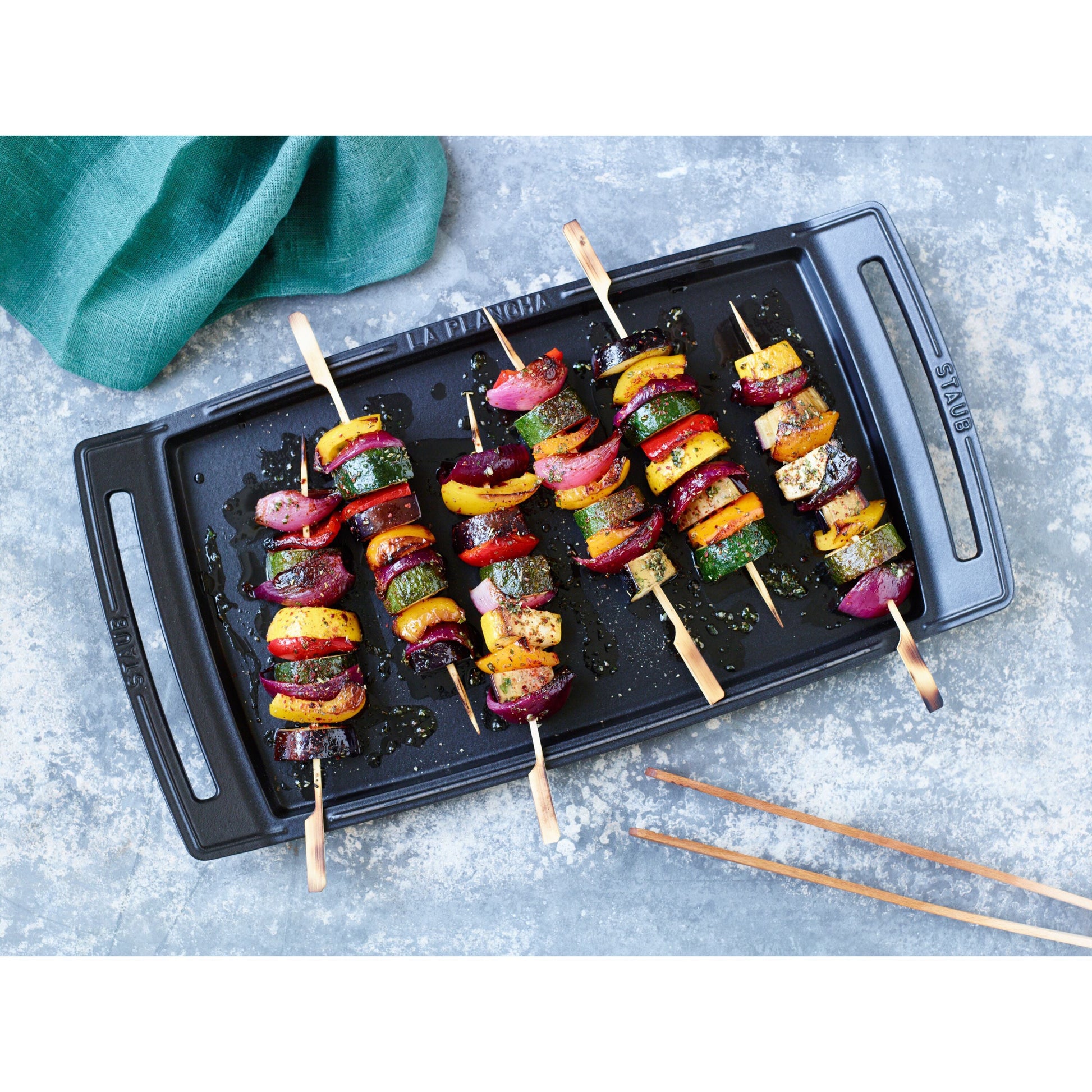 STAUB Plancha Cast Iron Griddle 38x22cm Black-DECOROLALA