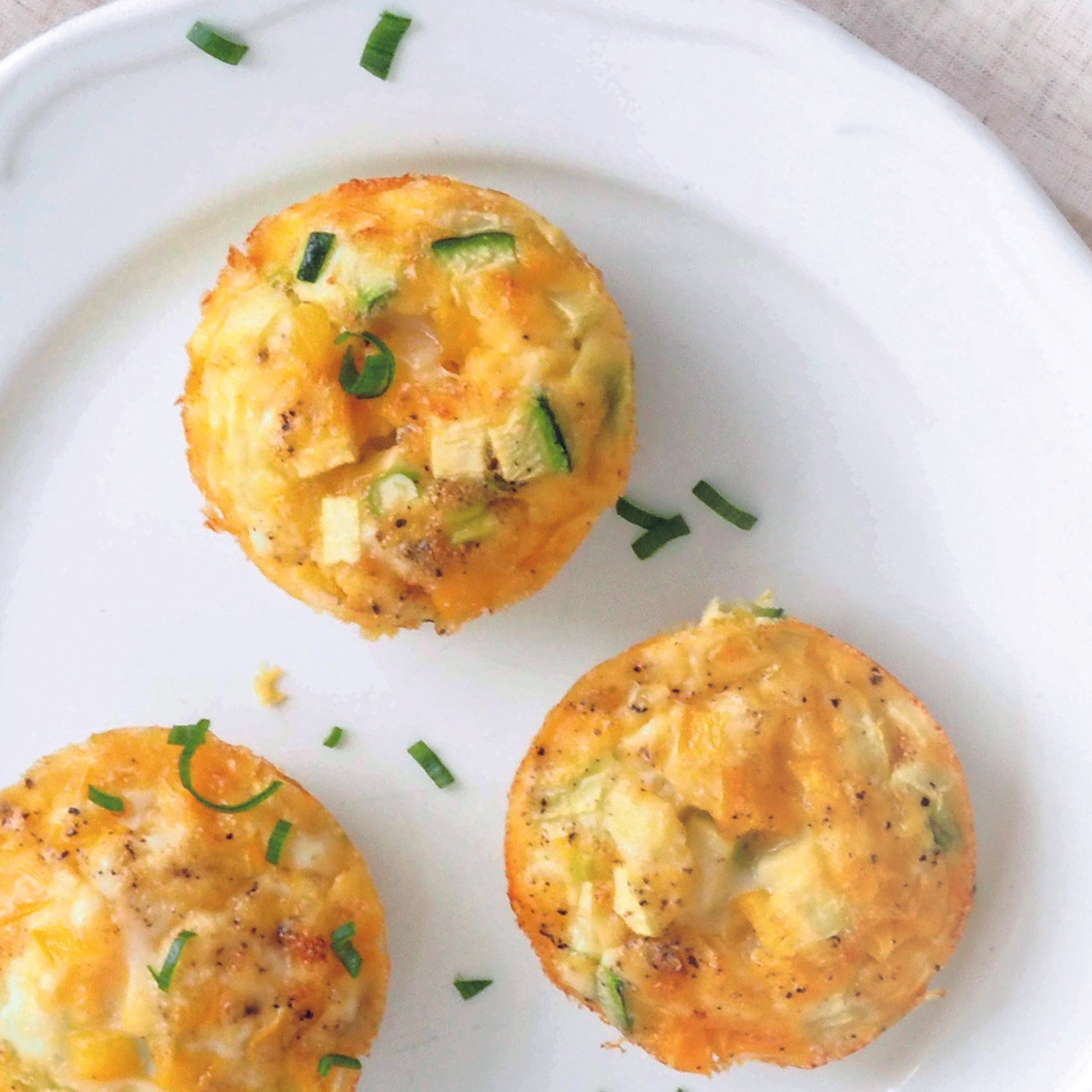 Salton Egg Bite Maker - 4 Bite-Waffle Iron-DECOROLALA