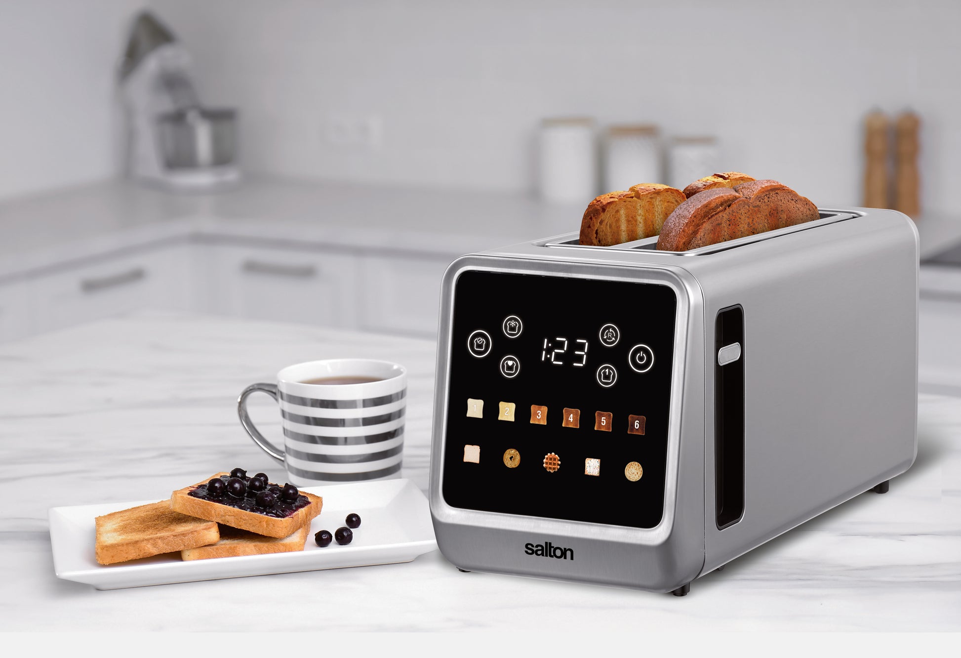 Salton Smart Touch Toaster 4-Slice Long Slot-Toaster-DECOROLALA
