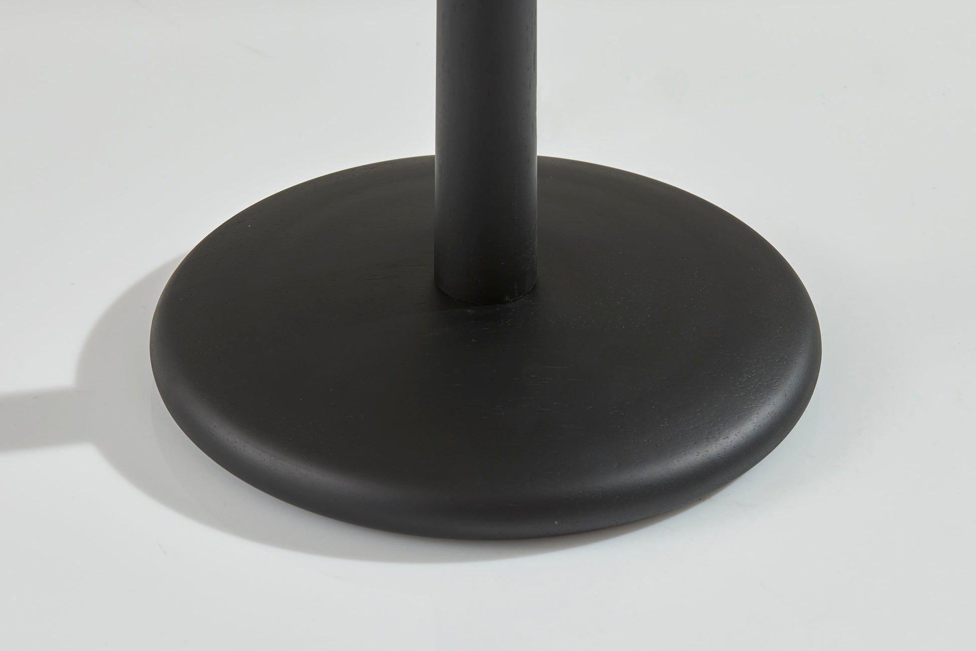 Scallop Floor Lamp- Black-Lighting-DECOROLALA