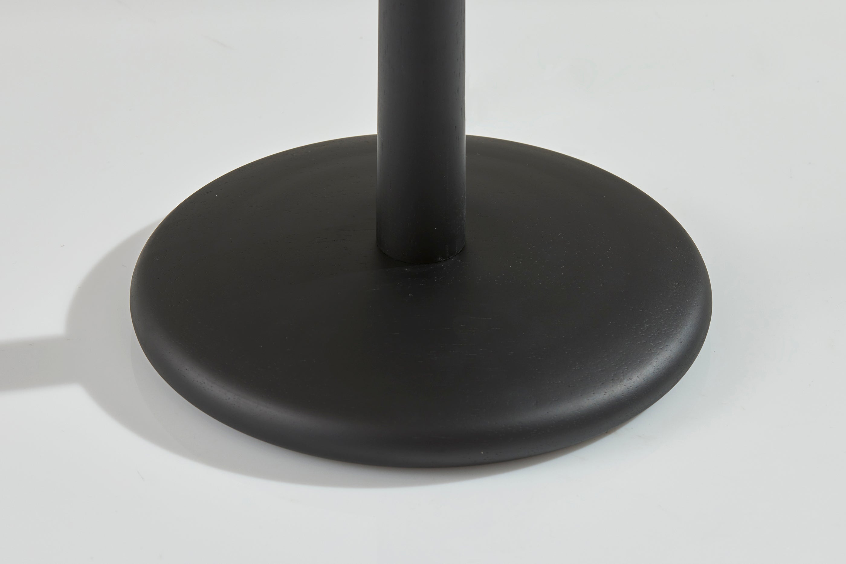 Scallop Floor Lamp- Black-Lighting-DECOROLALA