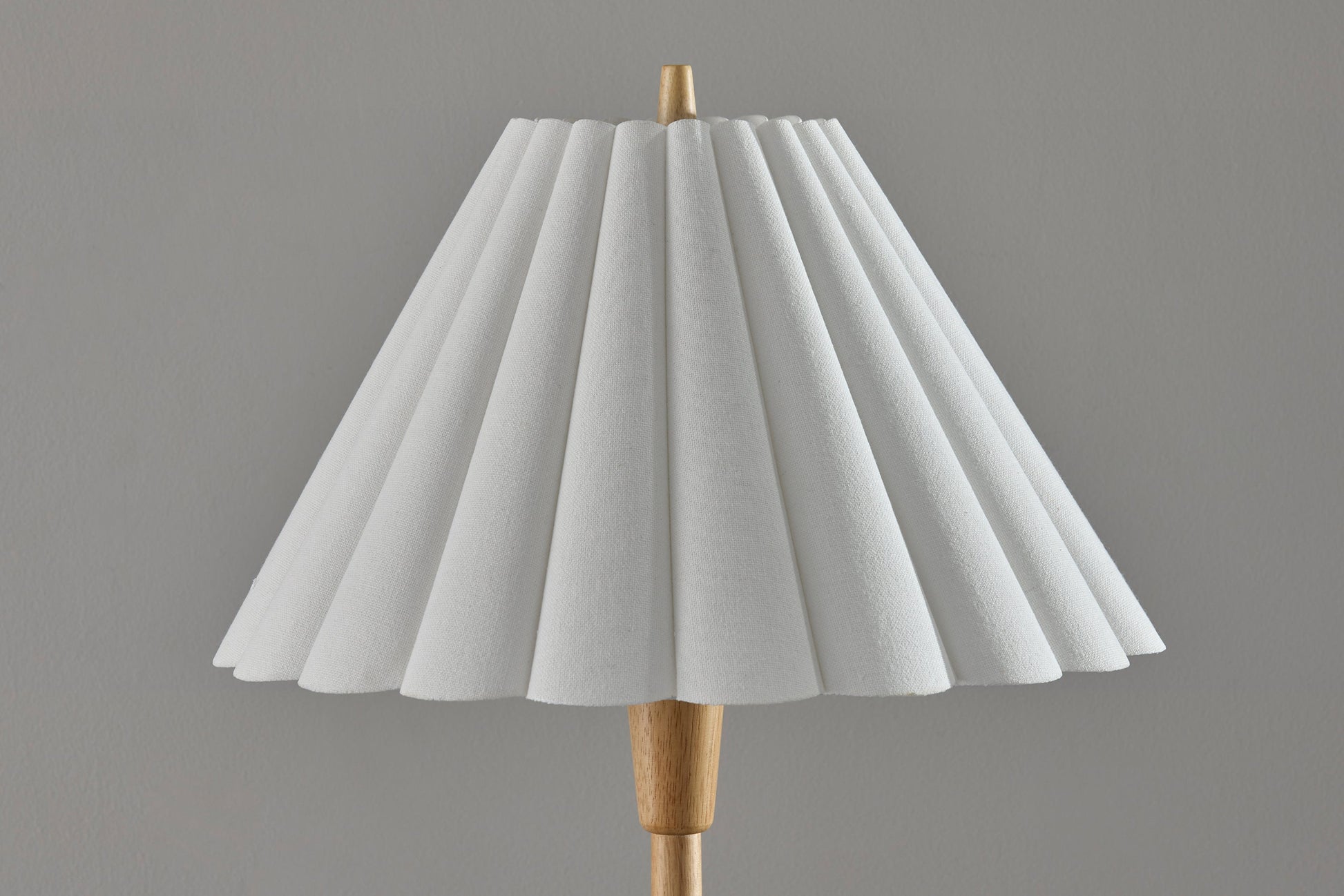 Scallop Floor Lamp- Natural-Lighting-DECOROLALA