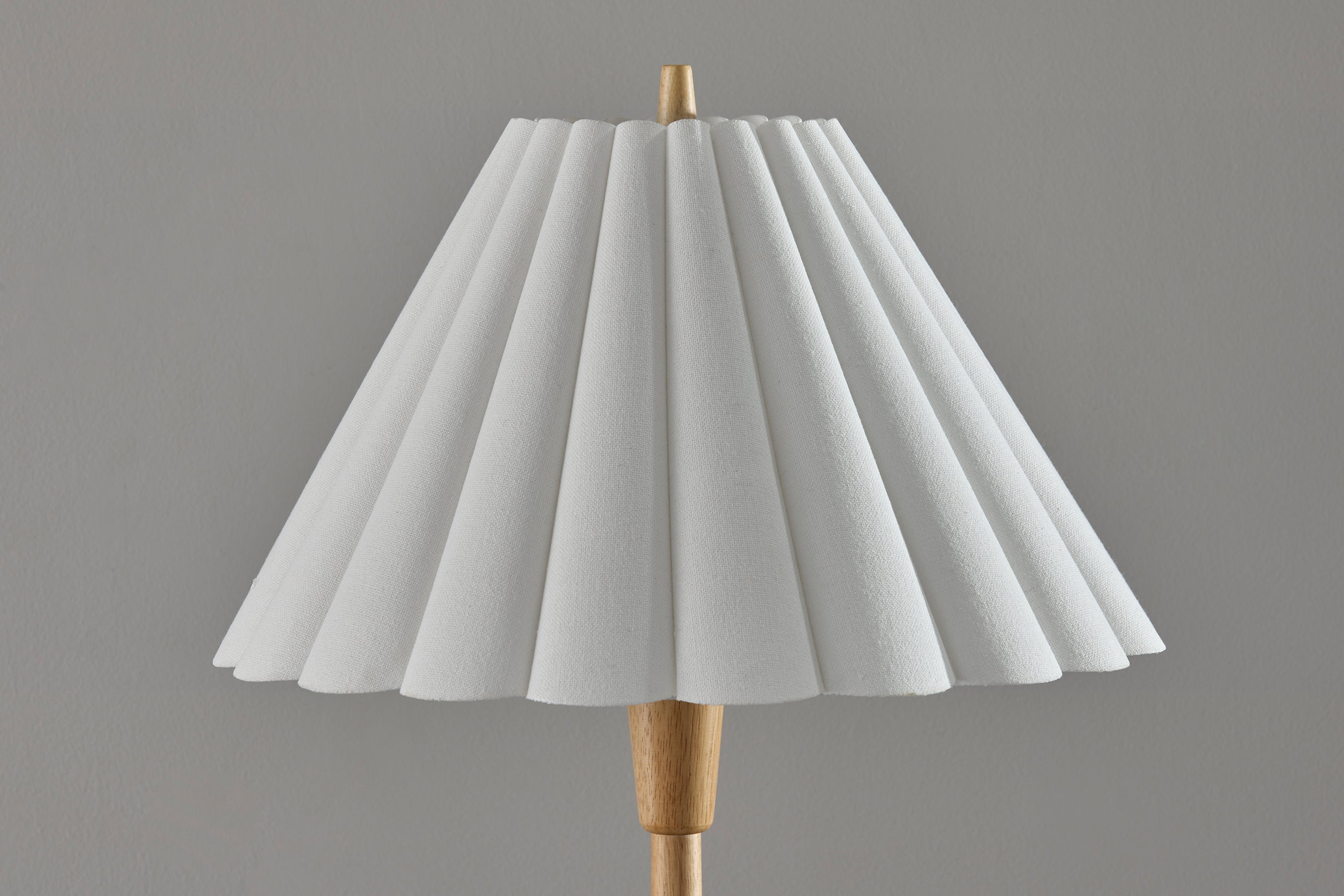Scallop Floor Lamp- Natural-Lighting-DECOROLALA